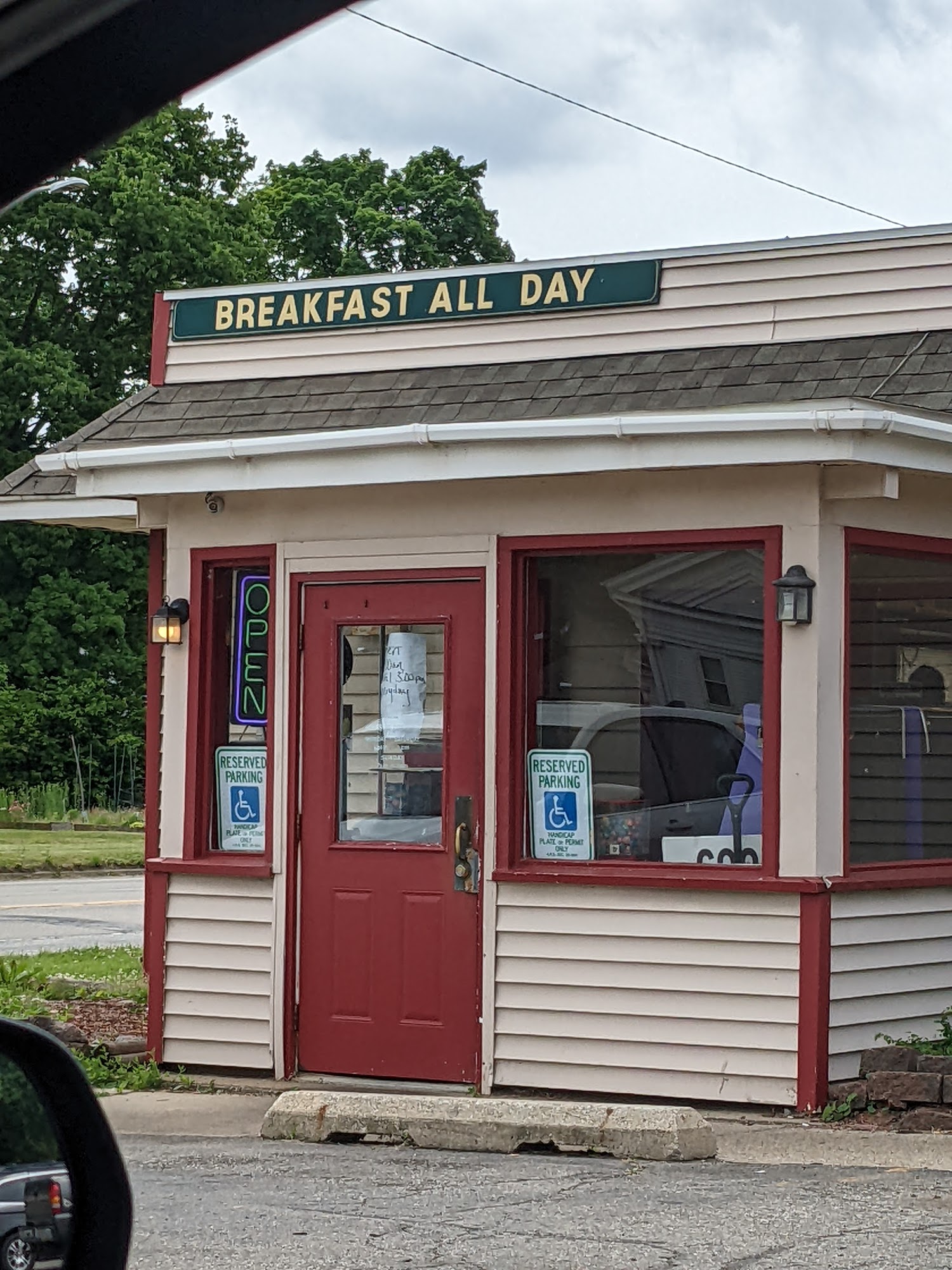 Mar-Jo's Diner