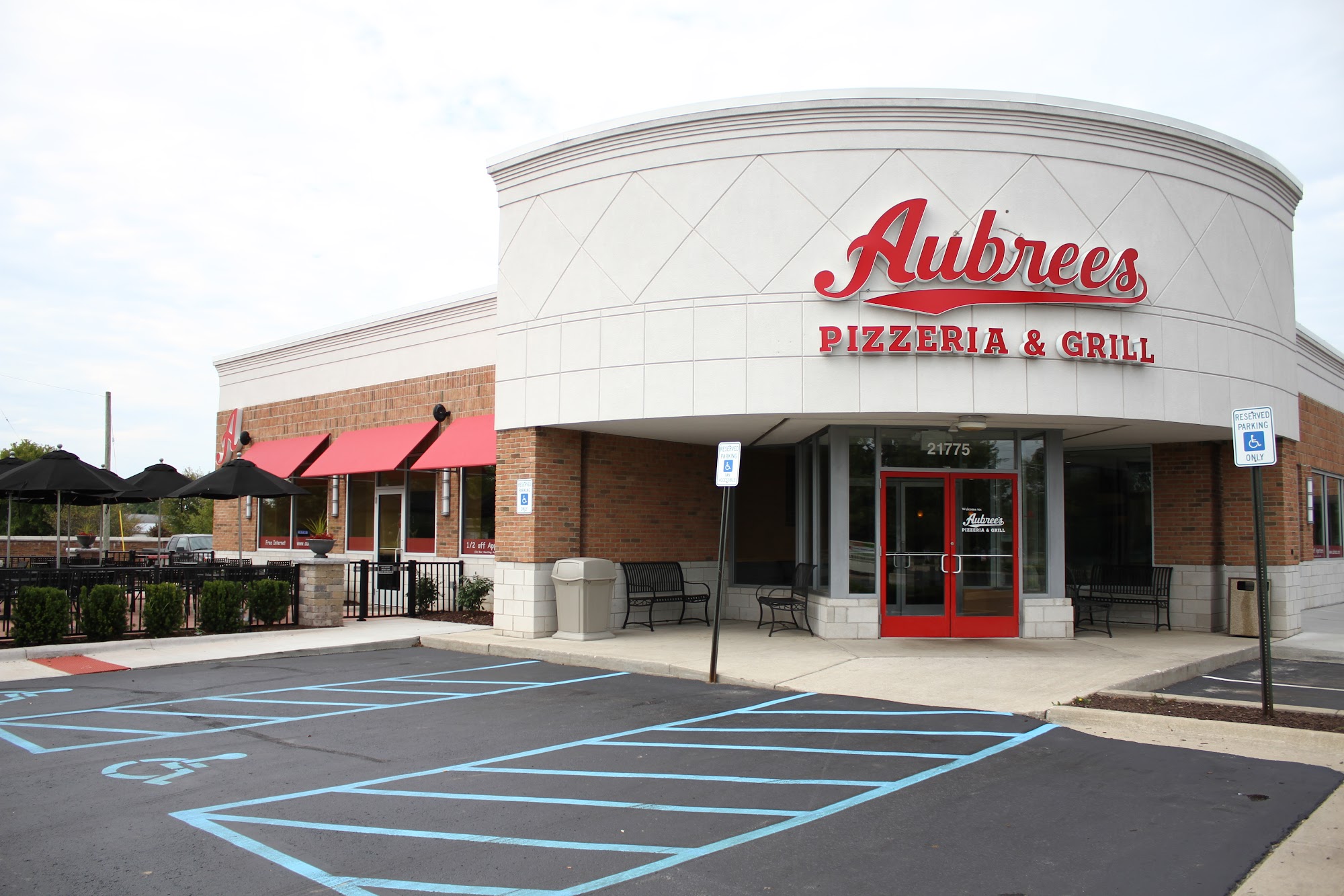 Aubree's Pizzeria & Grill