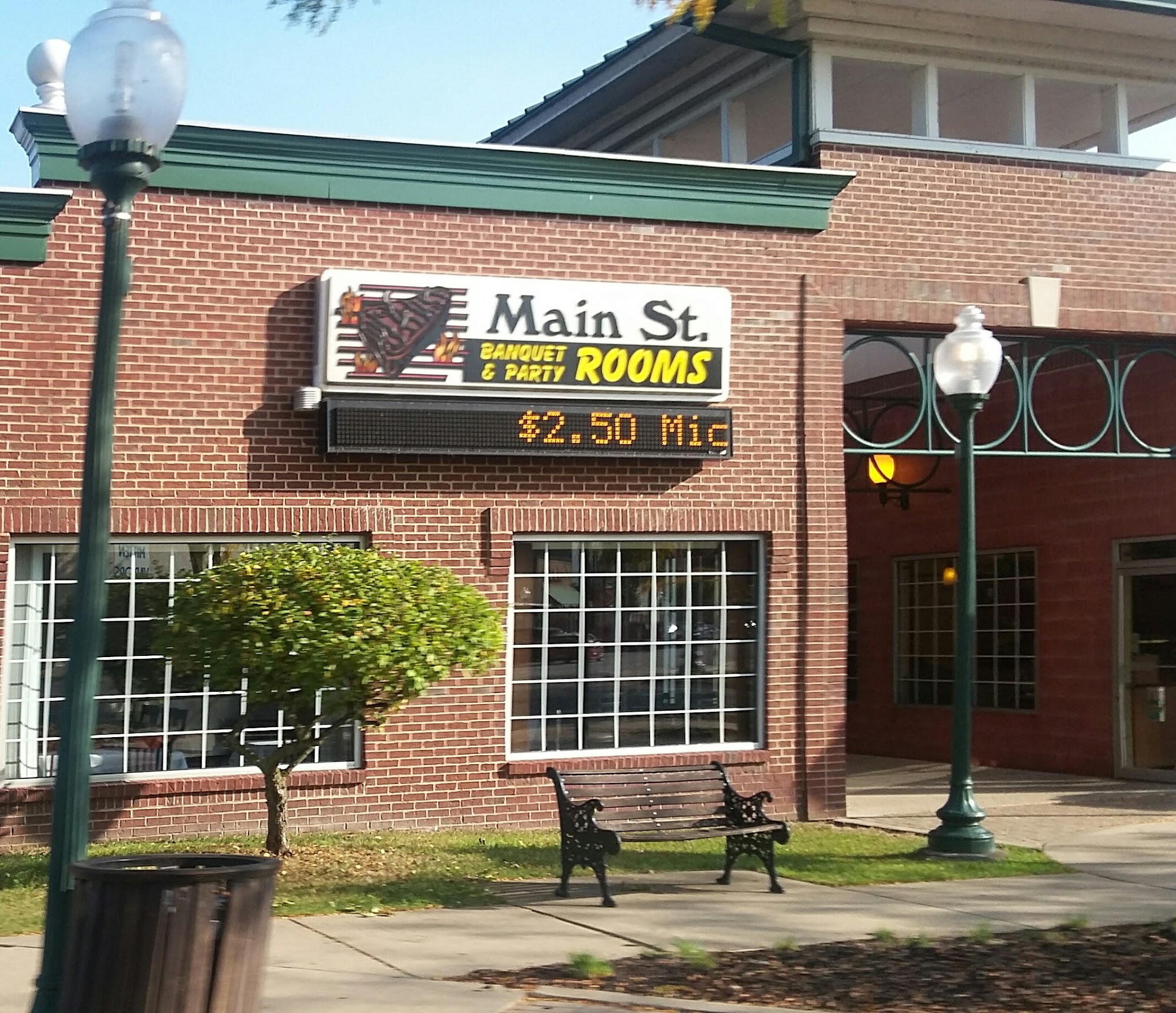 Main St Pub of Vicksburg