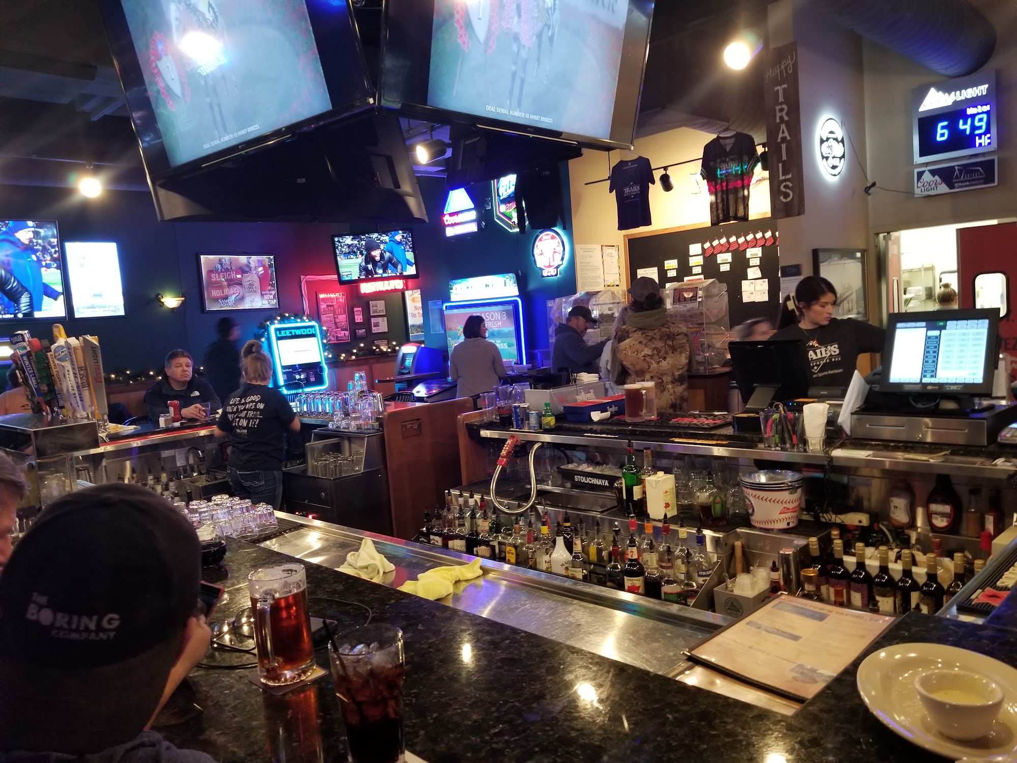 Trail's Grill & Sports Bar