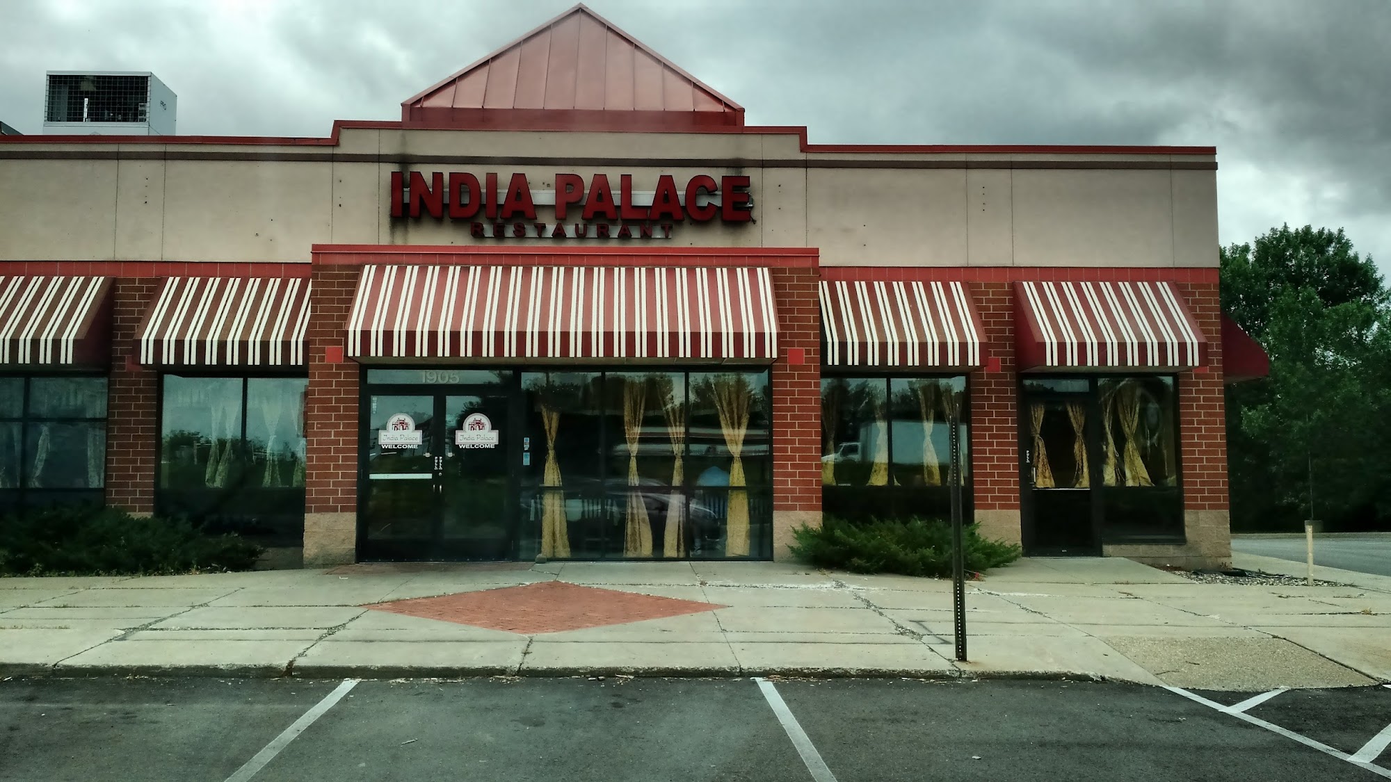 India Palace Grill