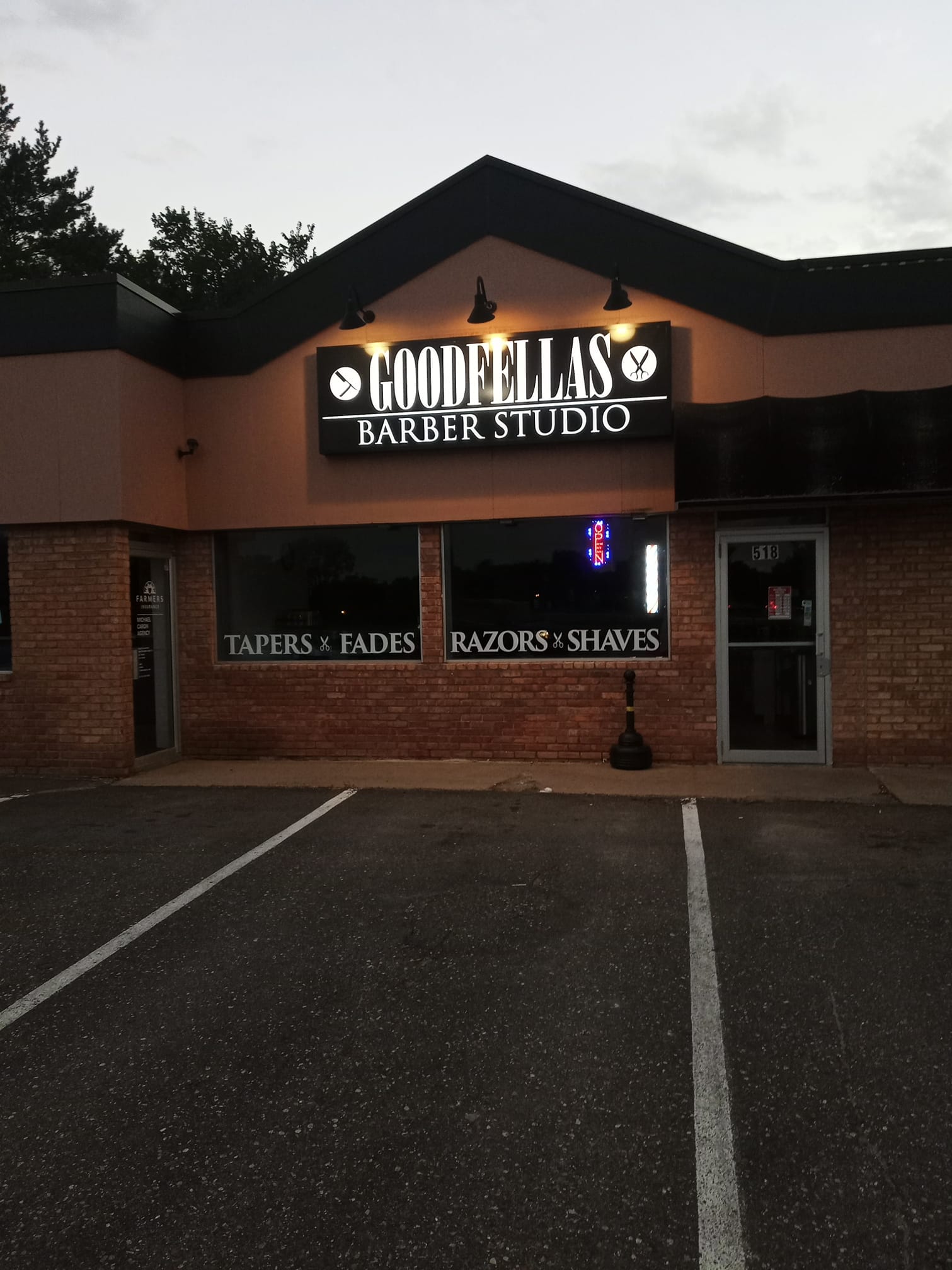 Goodfellas Barber Studio 518 Jefferson Hwy N, Champlin Minnesota 55316