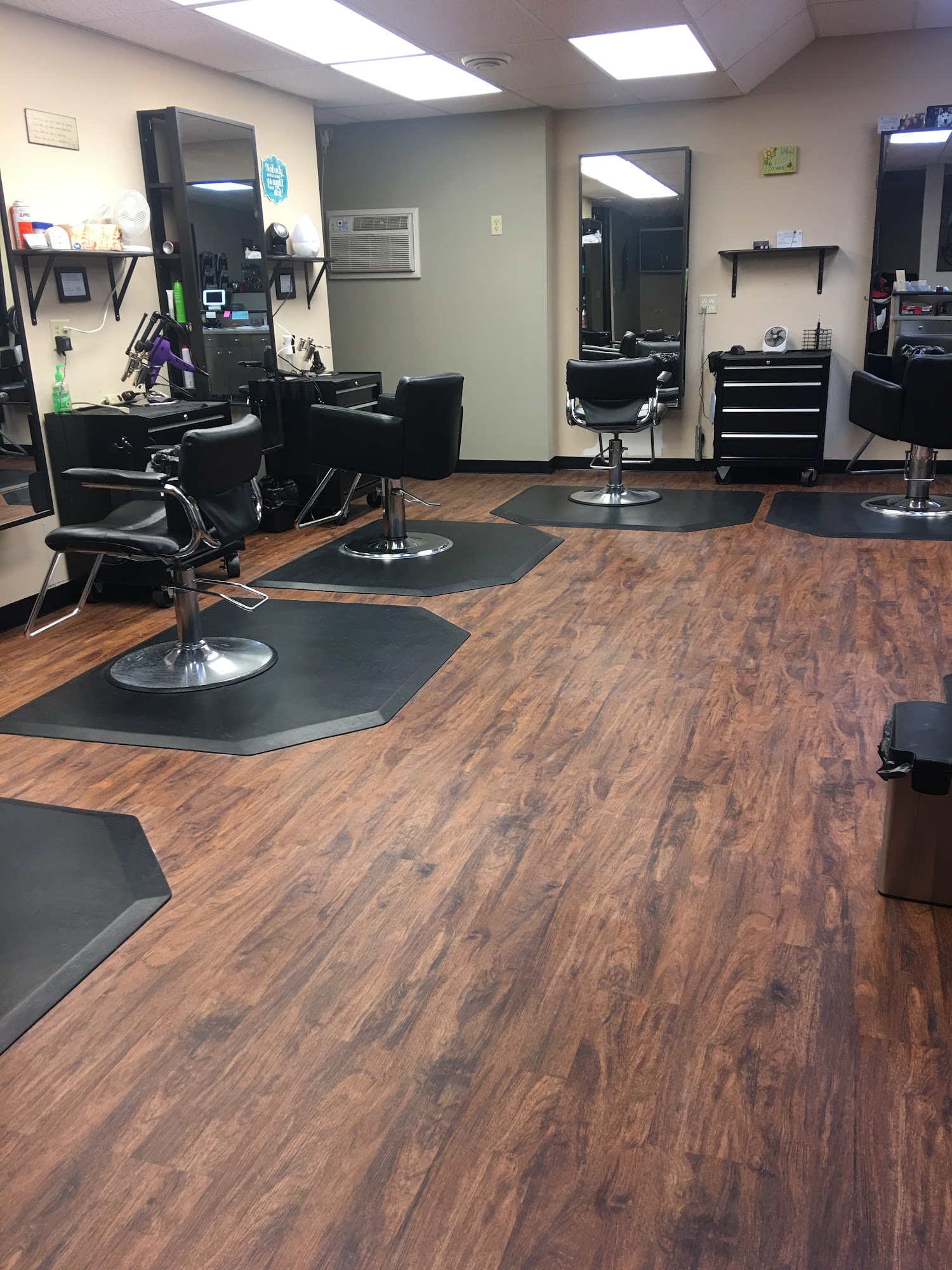 Tranquility Salon & Day Spa 1610 Cloquet Ave, Cloquet Minnesota 55720