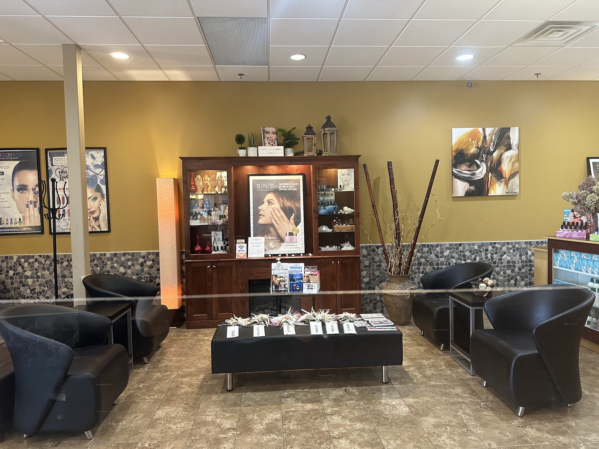 DE Paris Nails 5540 W Broadway, Crystal Minnesota 55428