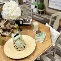 Bluebird Nest Resale Boutique