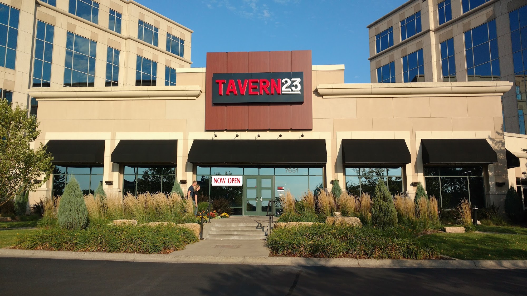 Tavern 23