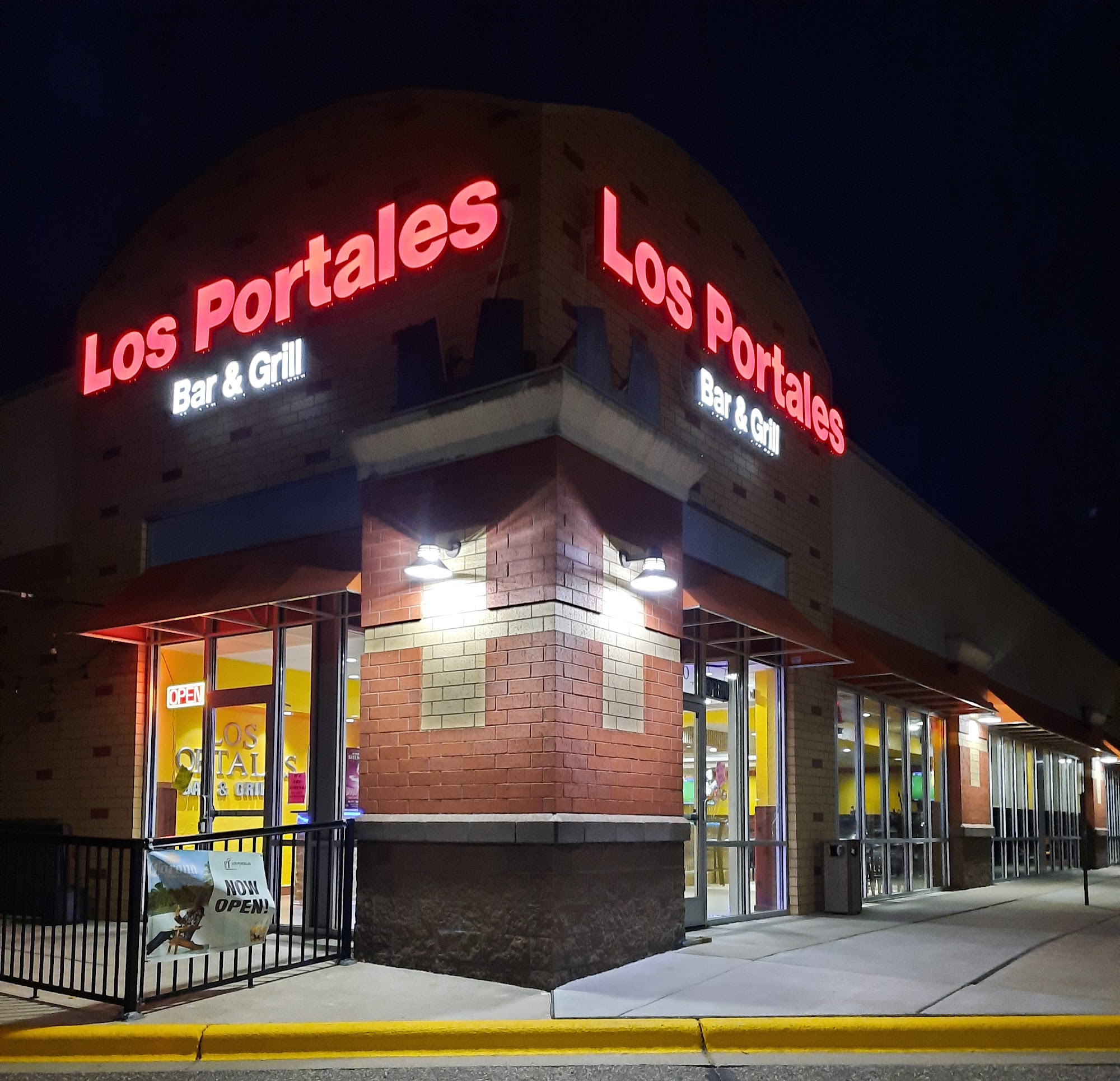 Los Portales Bar & Grill