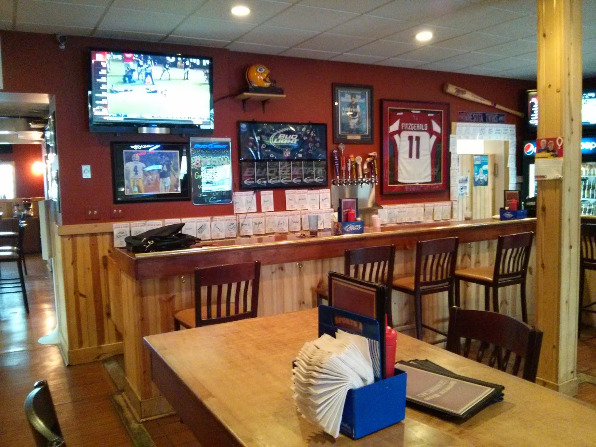 Sports Hub Bar & Grill