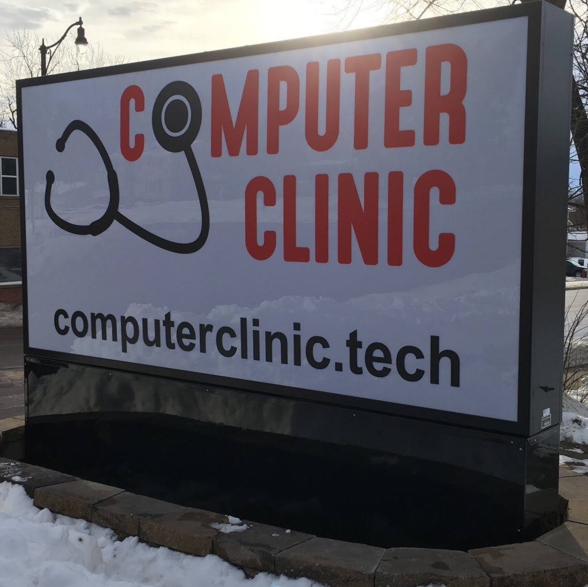 Computer Clinic 117 N Kniss Ave, Luverne Minnesota 56156