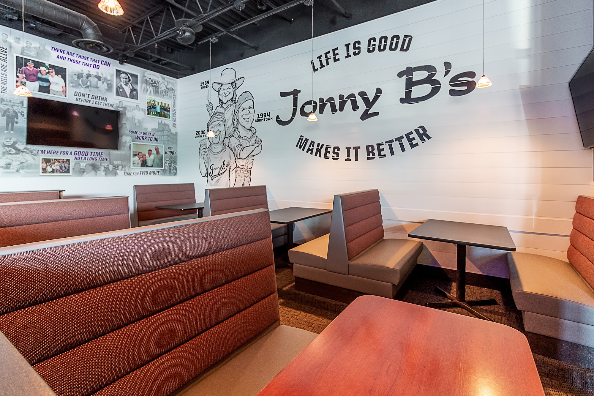 Jonny B's