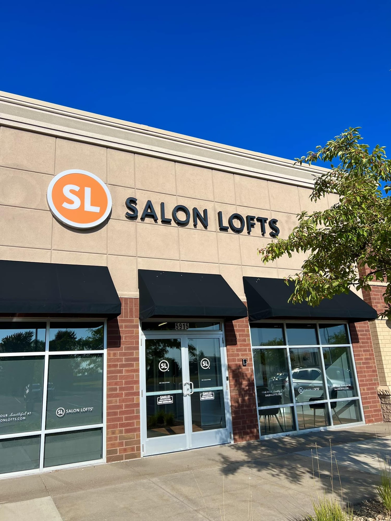 Salon Lofts Stillwater 5915 Norwich Ave N, Oak Park Heights Minnesota 55082