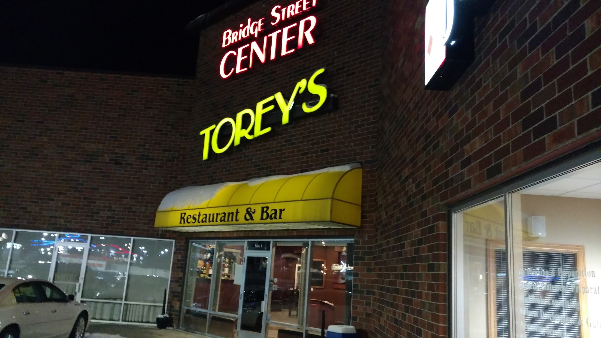 Torey's Restaurant & Bar