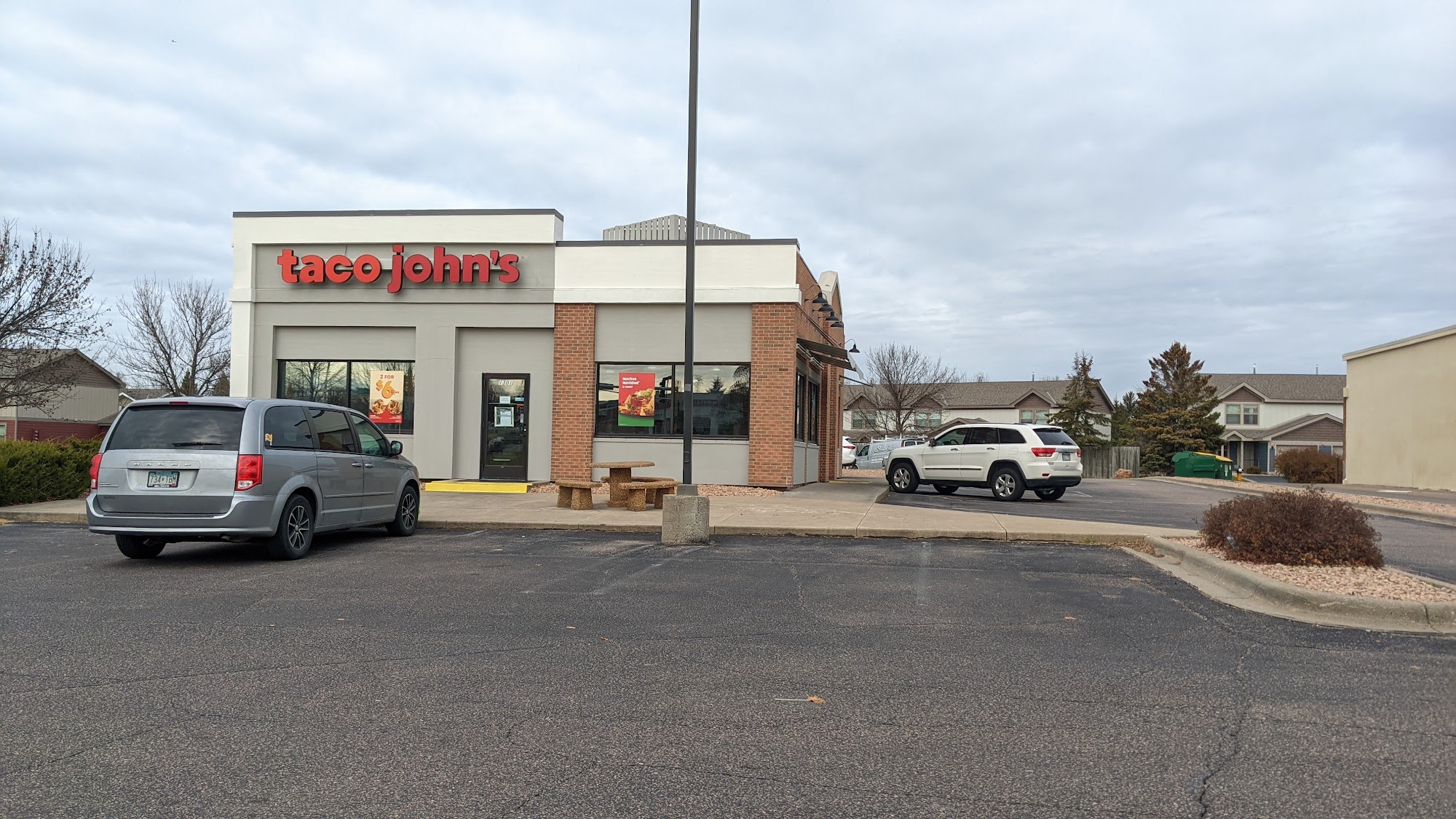 Taco John's 1301 Heather St, Shakopee, MN 55379