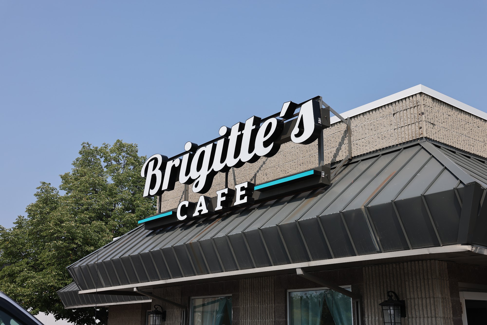 Brigitte's Cafe