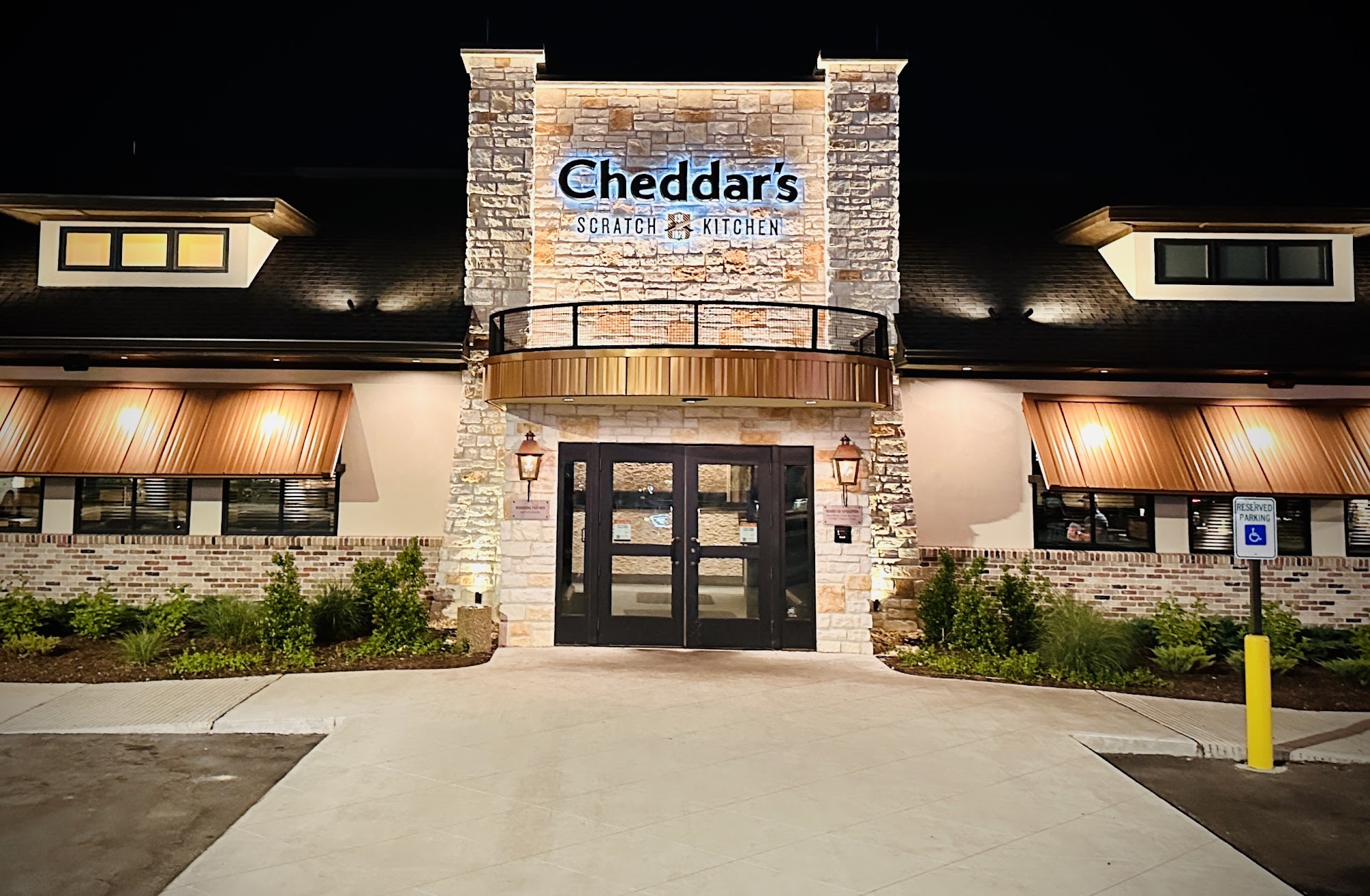 Cheddar's Scratch Kitchen