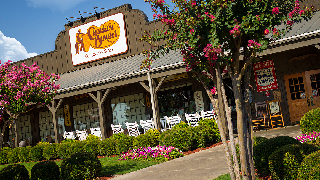 Cracker Barrel Old Country Store 3261 William St, Cape Girardeau, MO 63703