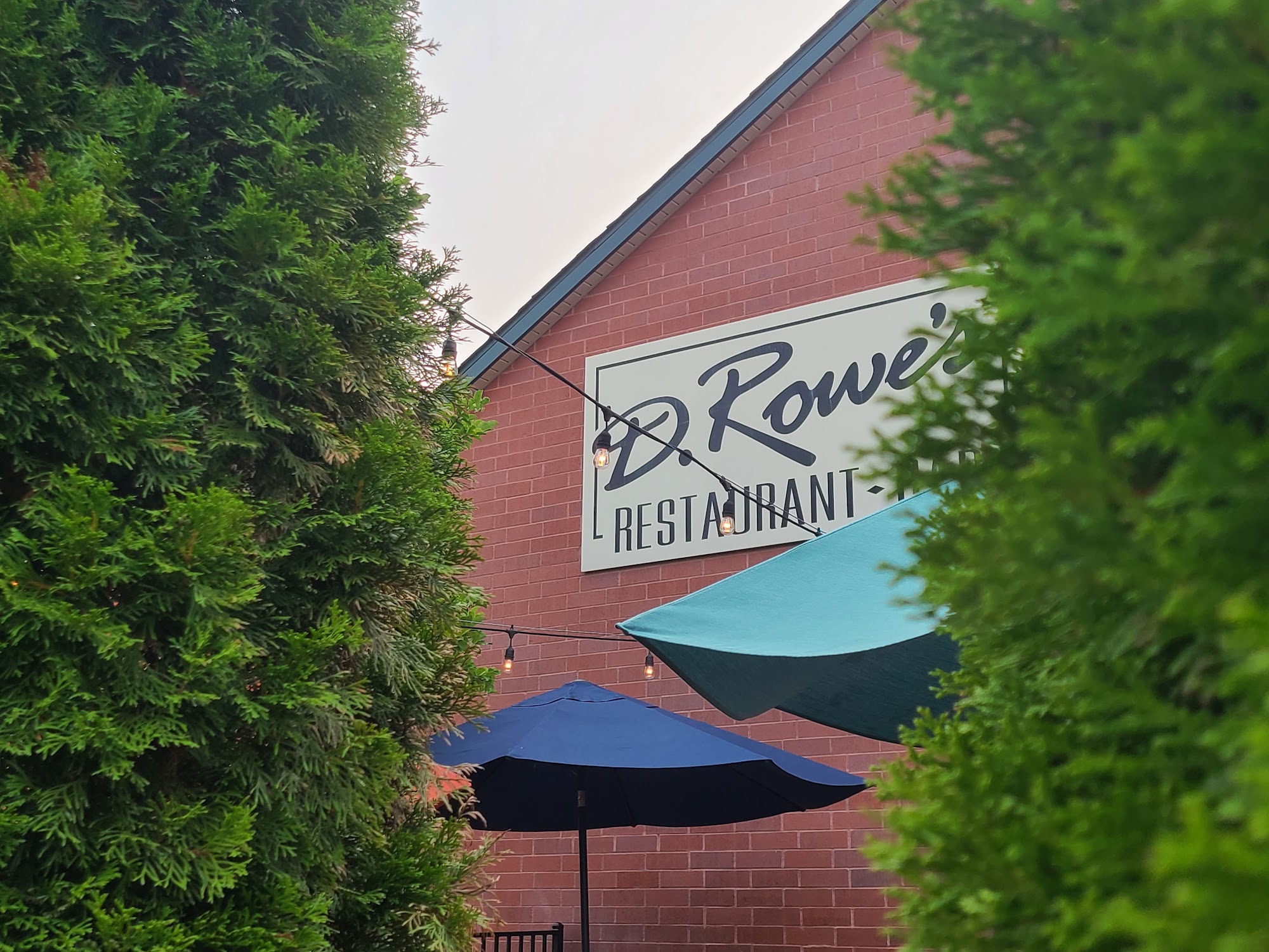 D. Rowe's Restaurant & Bar