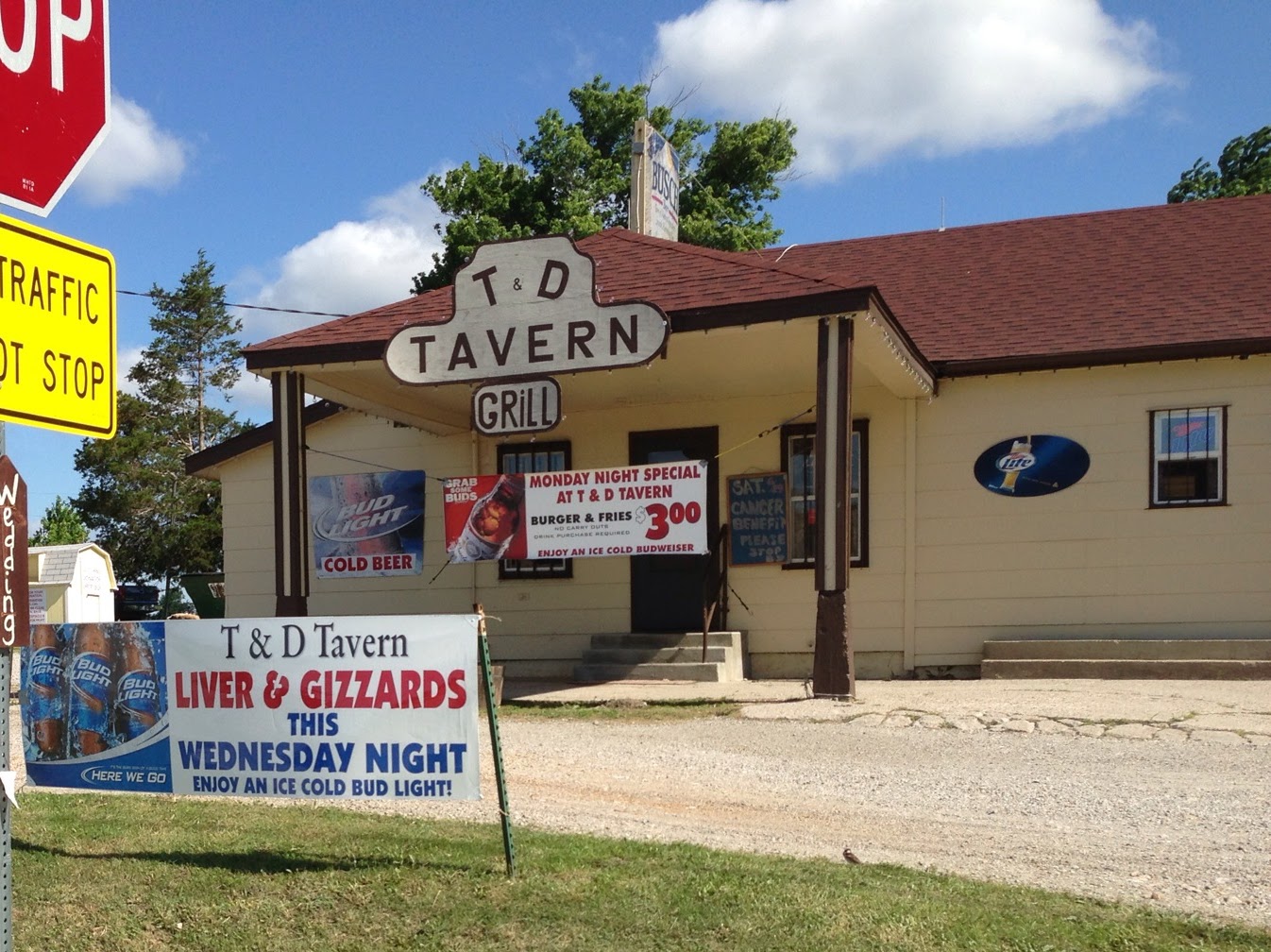 T & D Tavern