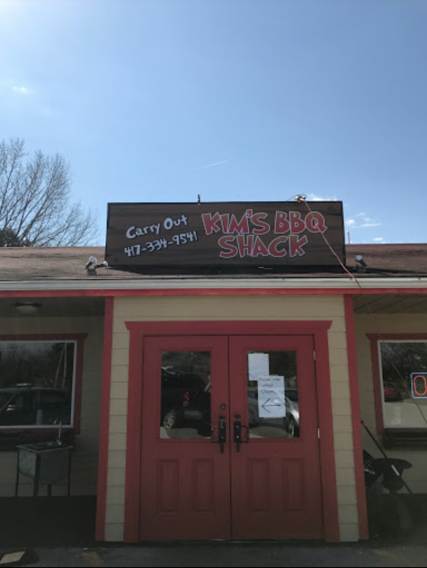 KIM'S BBQ Shack 7930 MO-76, Kirbyville, MO 65679