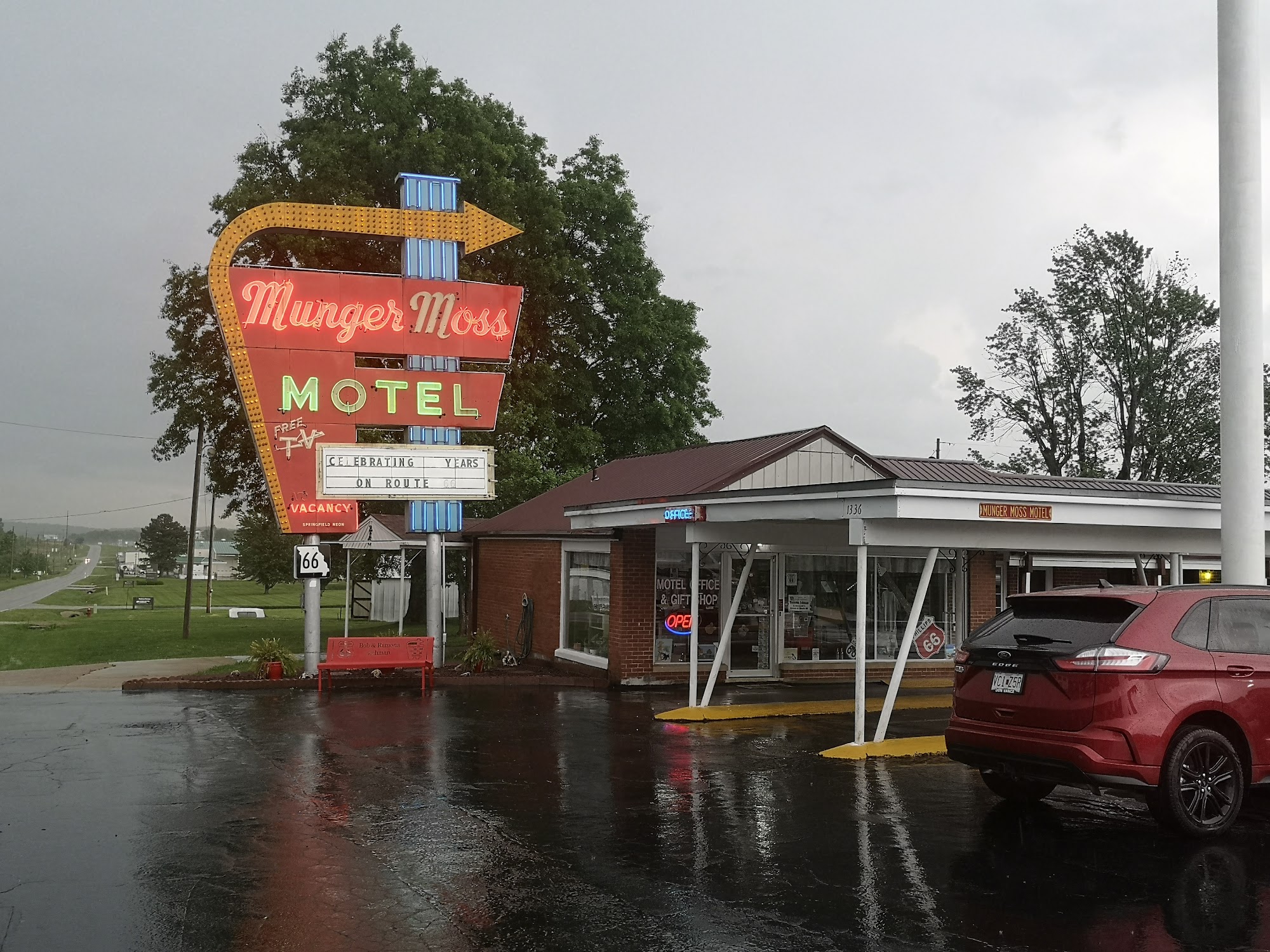 Bowlmor Lanes RT 66