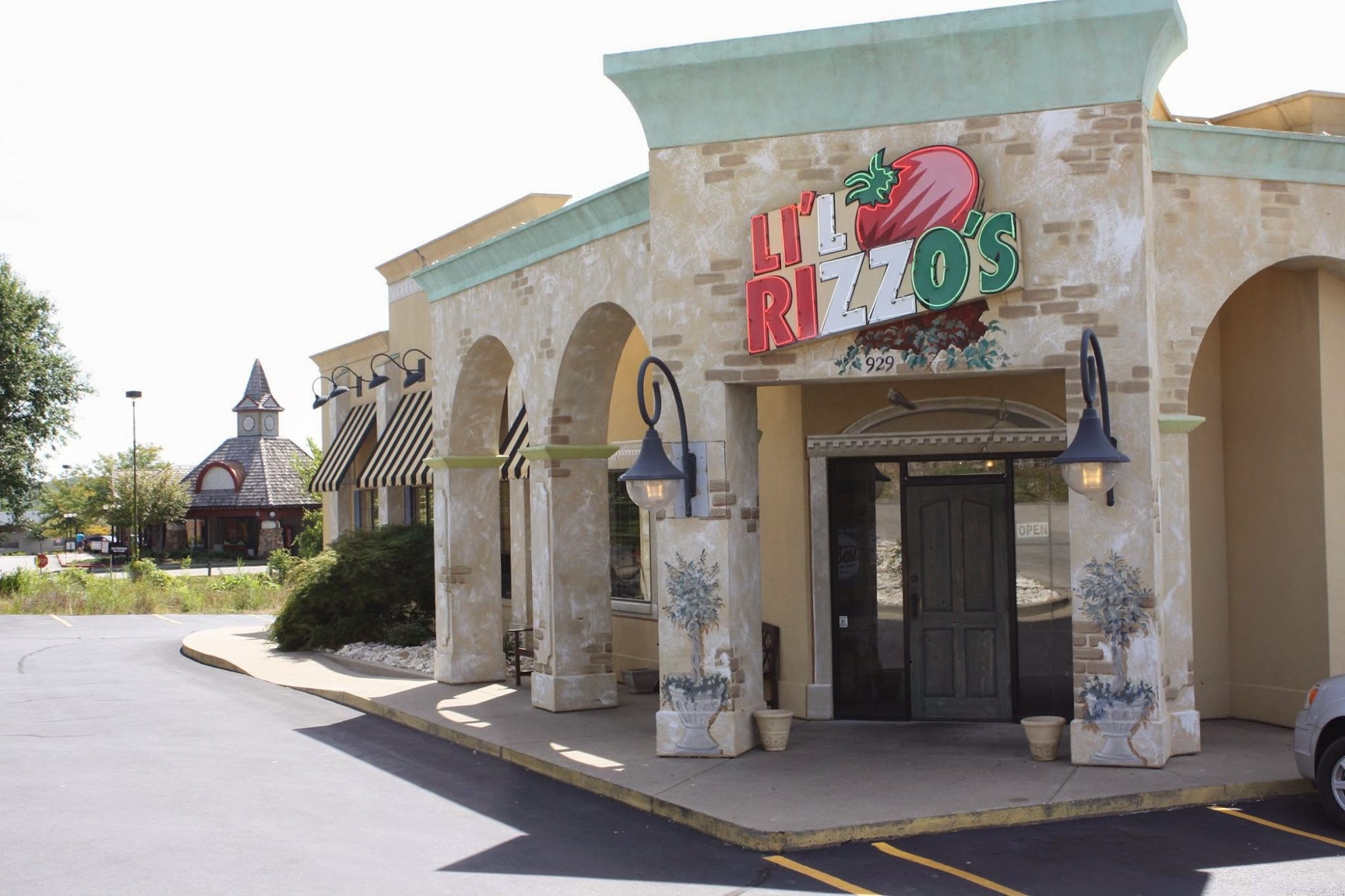 Li'l Rizzo's Restaurant - Osage Beach