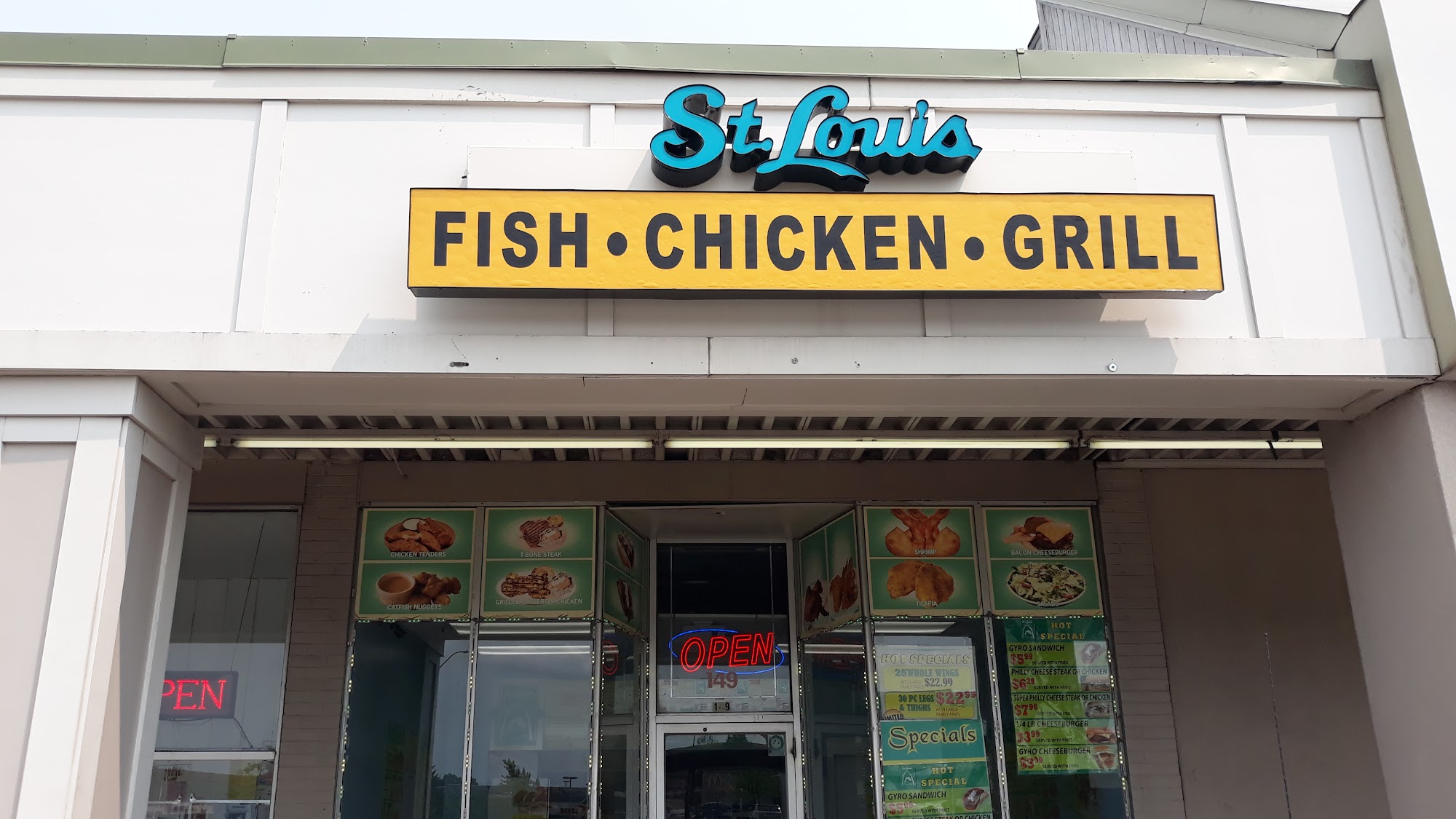 St.Louis Fish & Chicken Grill -NORTH OAKS PLAZA