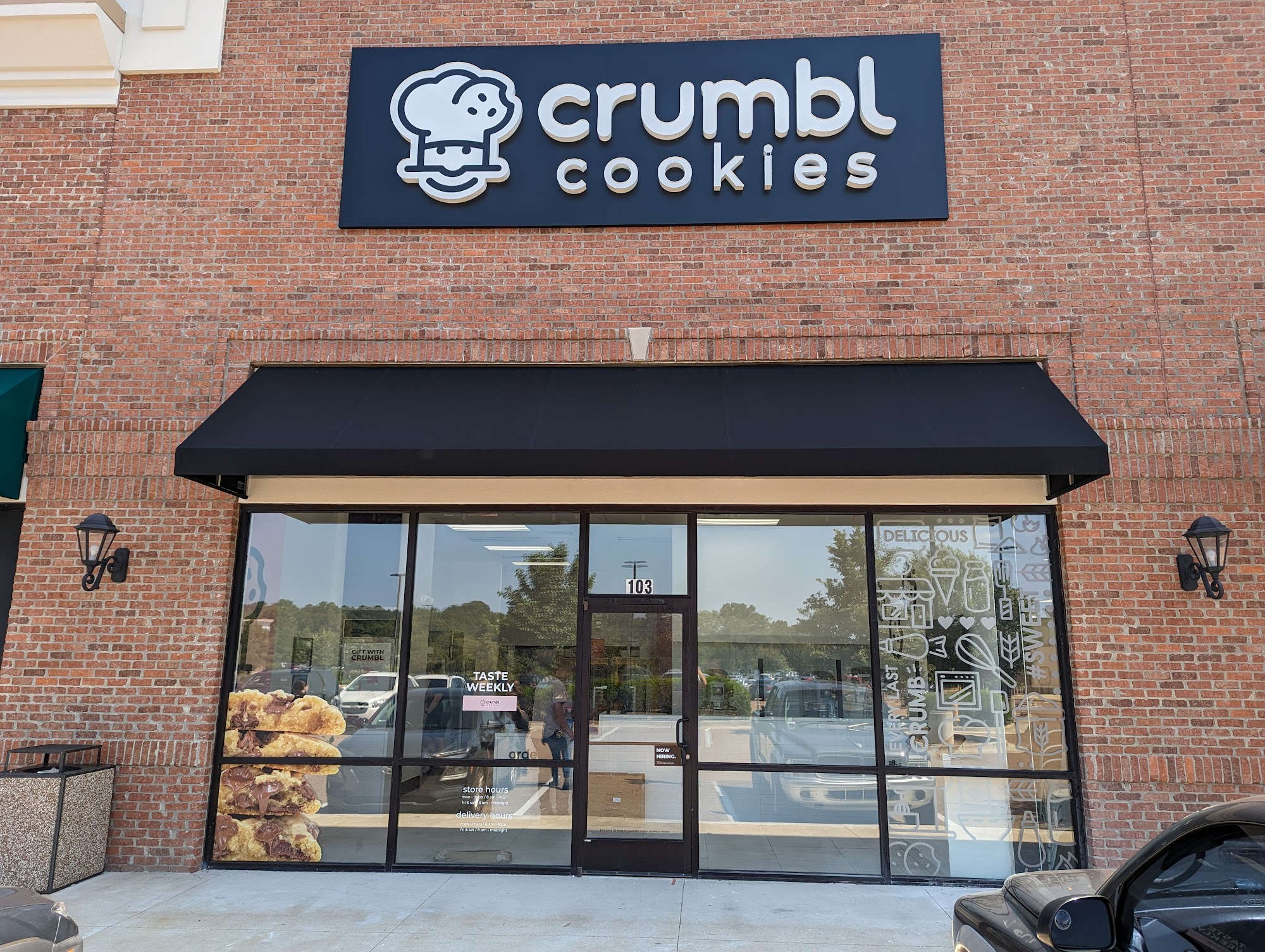 Crumbl Cookies - Oxford