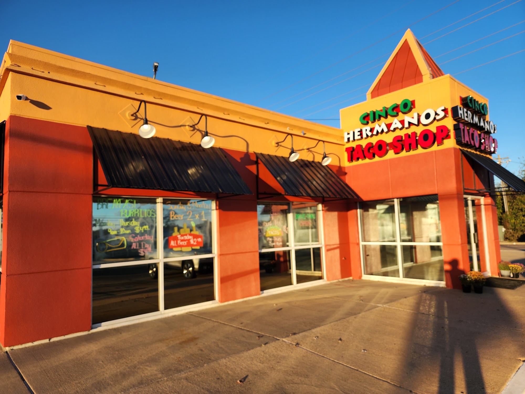 Cinco Hermanos Taco Shop