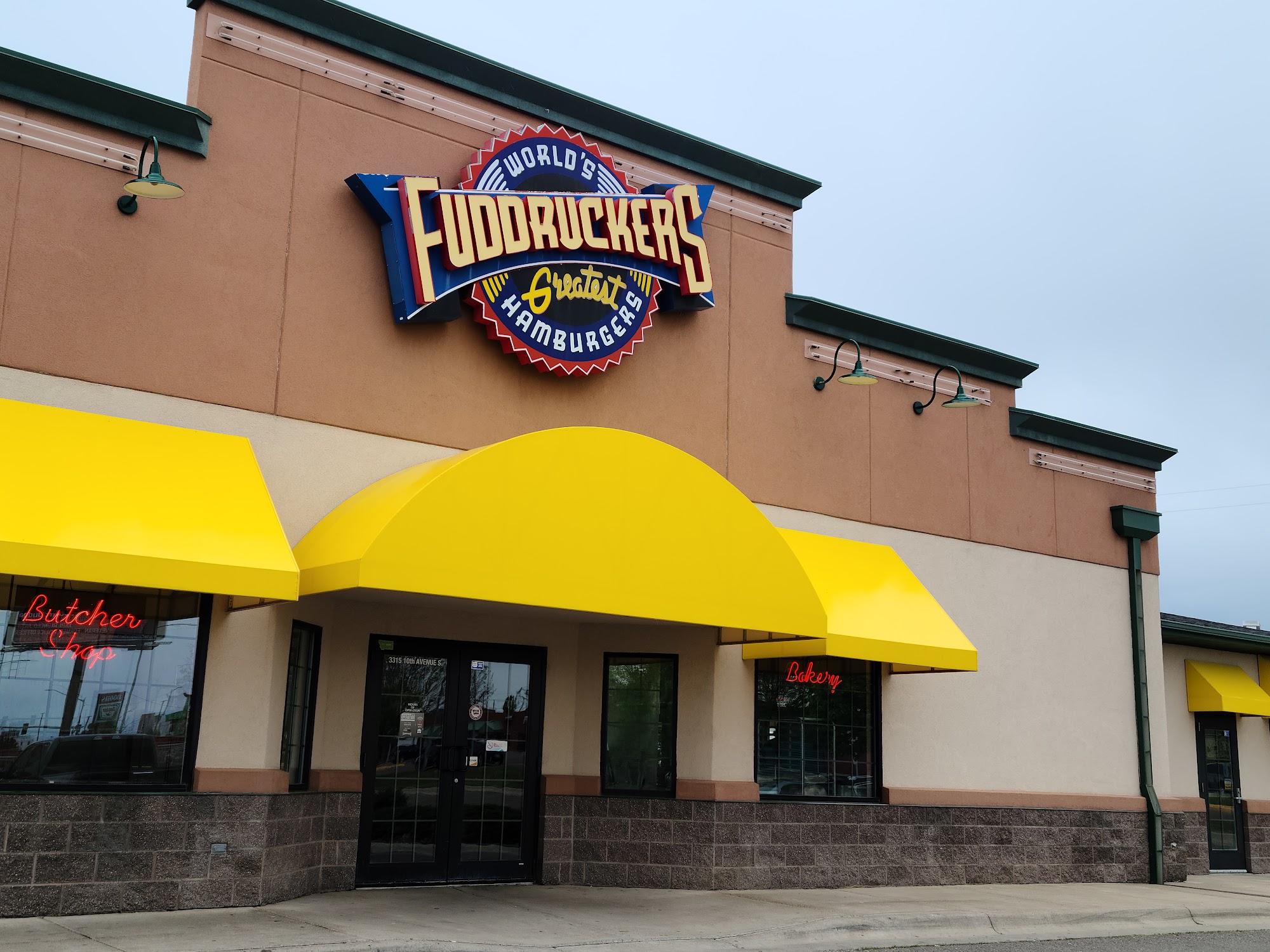 Fuddruckers