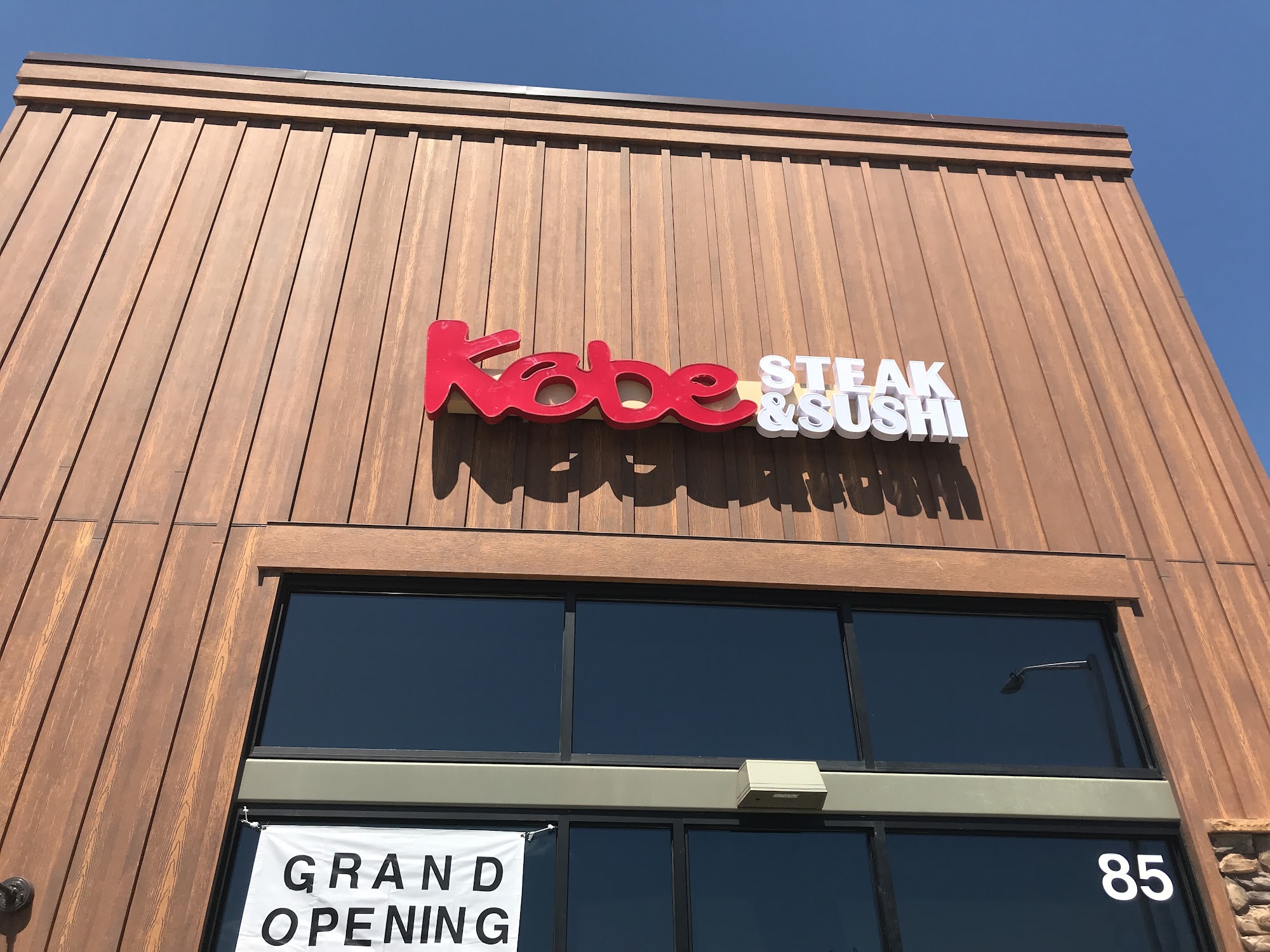 KOBE Steak & Sushi