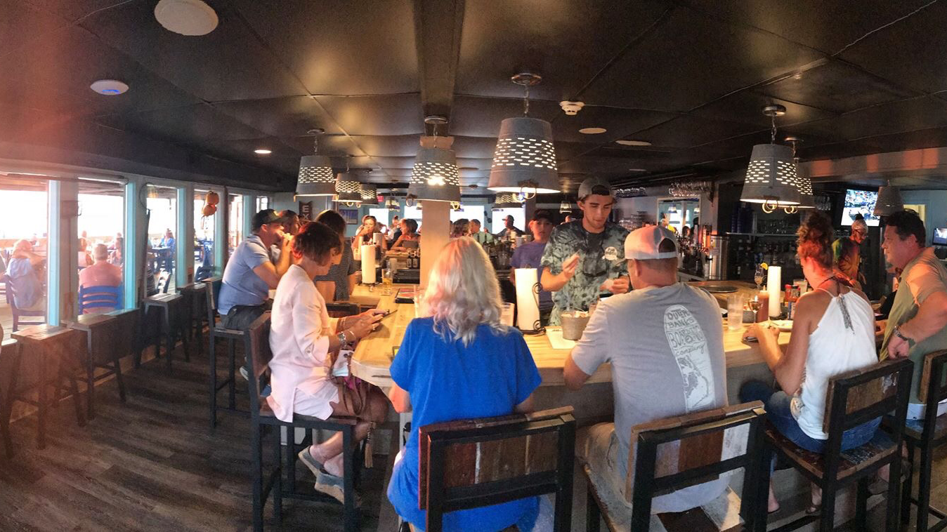 Full Moon Oyster Bar - Atlantic Beach