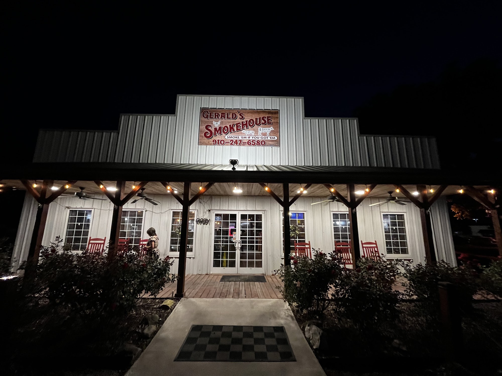 Gerald's Smokehouse and Grill