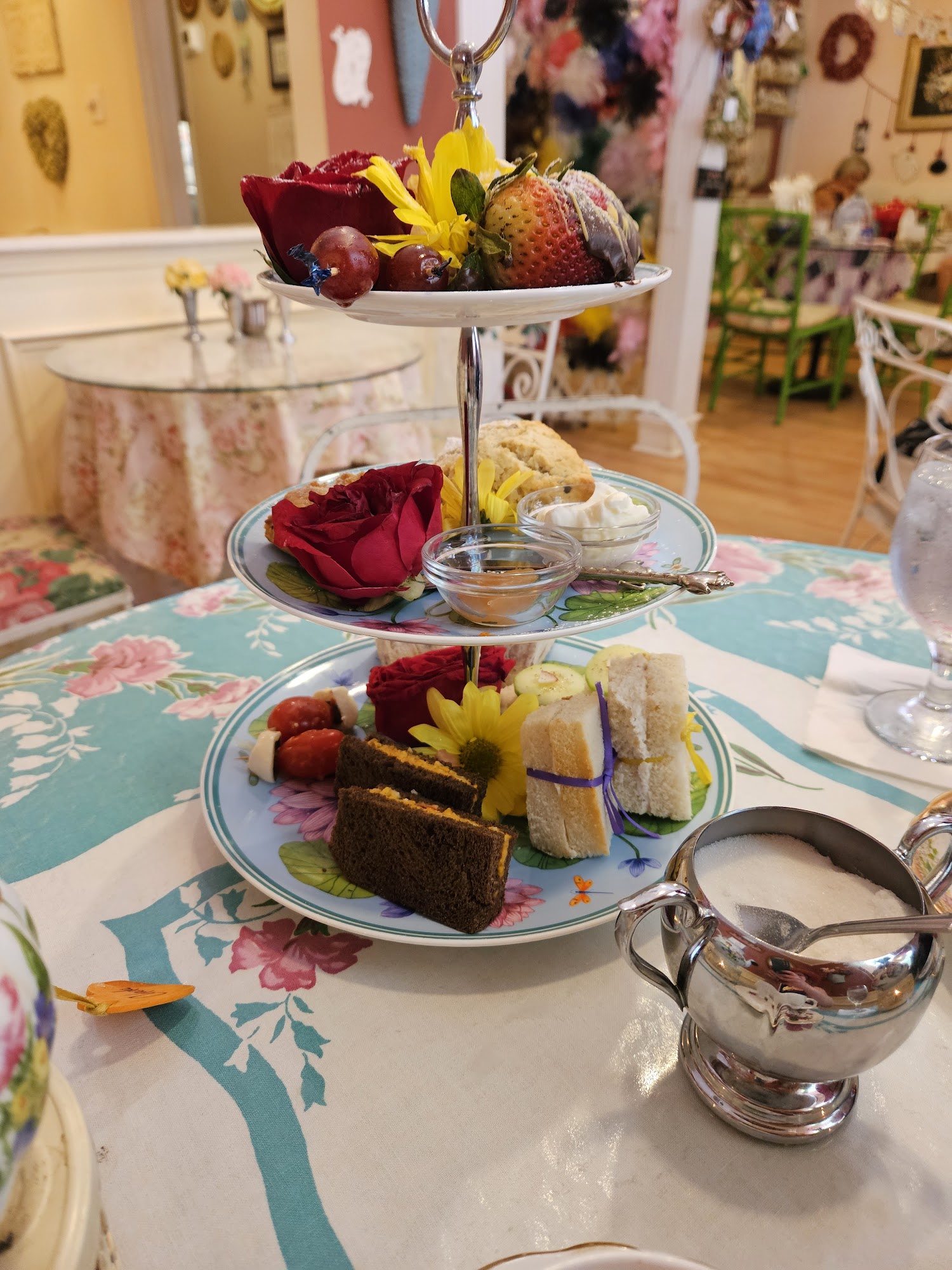 Calabash Garden Tea Room & Gift Shop