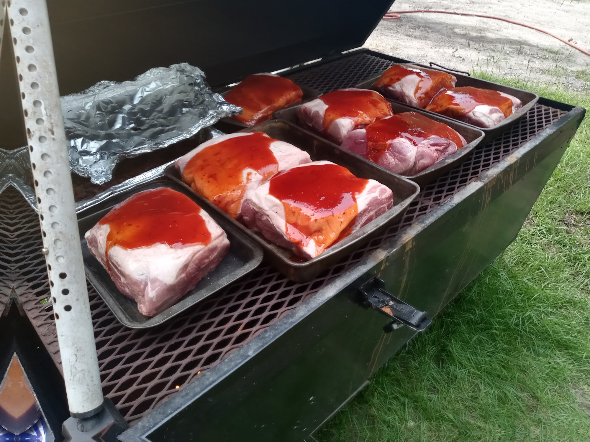 Pigs up in smoke bbq