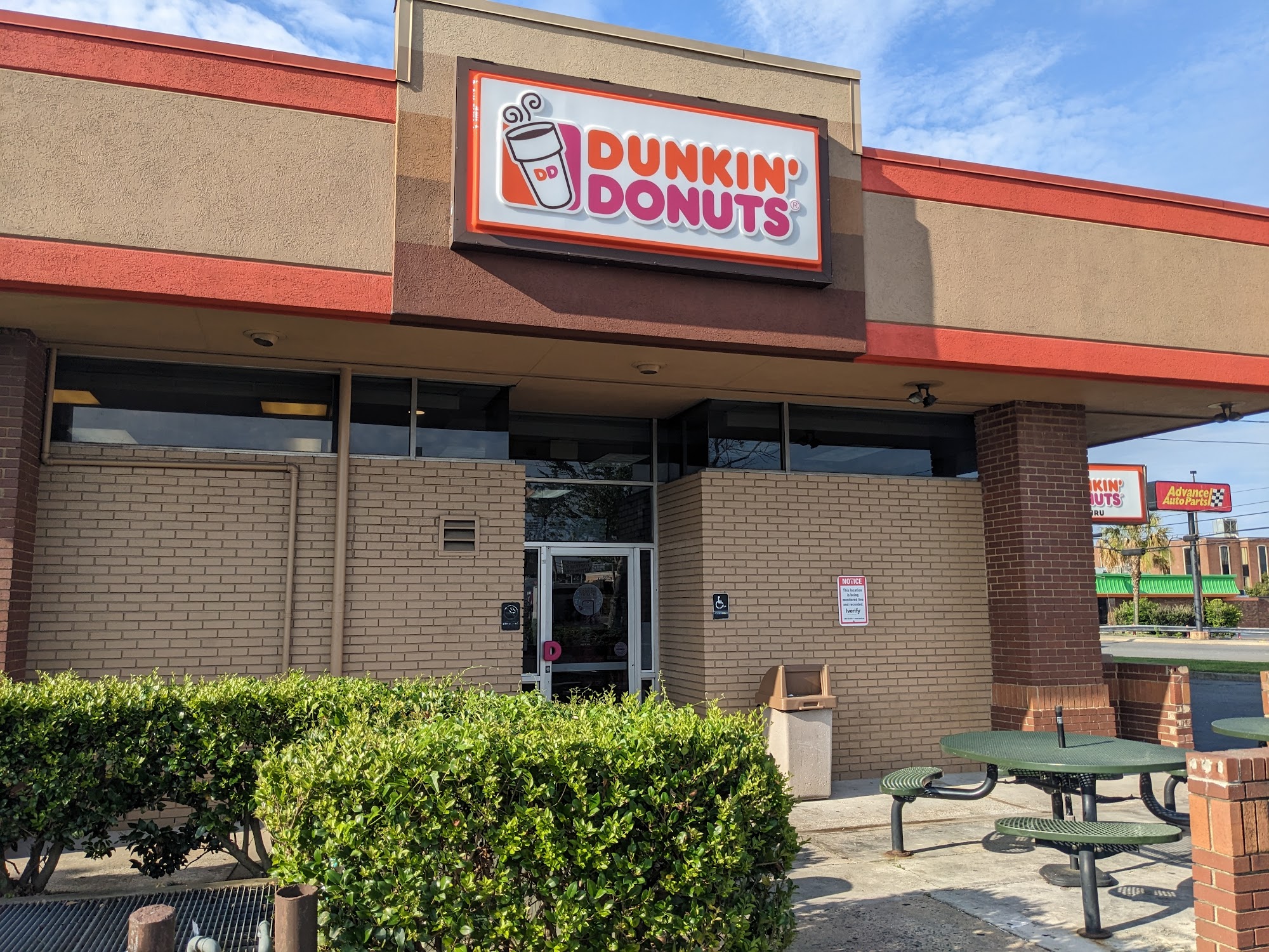 Dunkin'