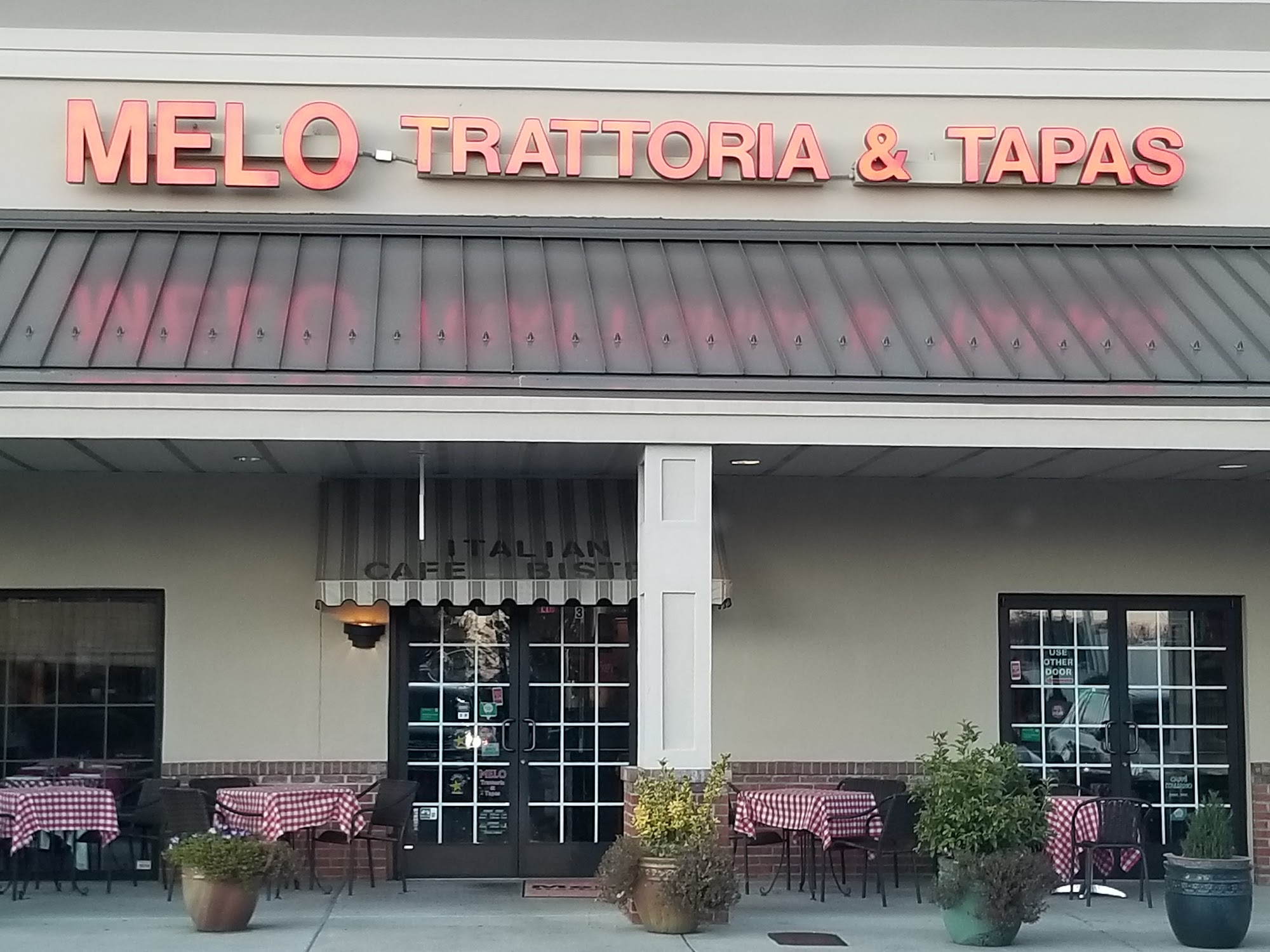 Melo Trattoria & Tapas