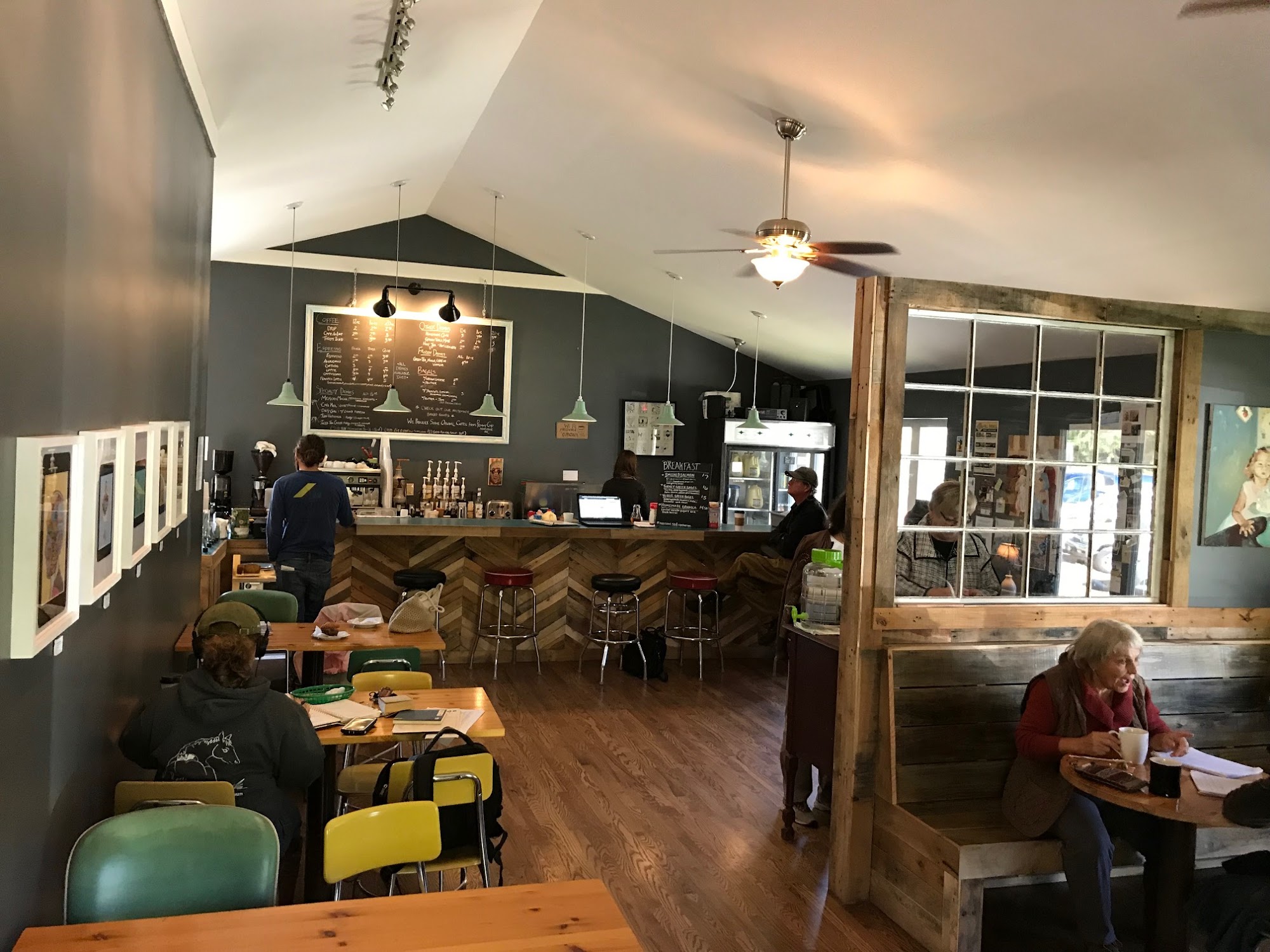 Daymoon Coffeebar