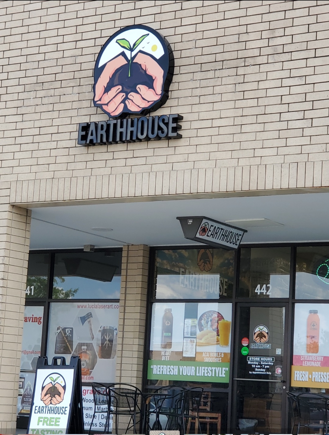 Earthhouse Juices & Drinks