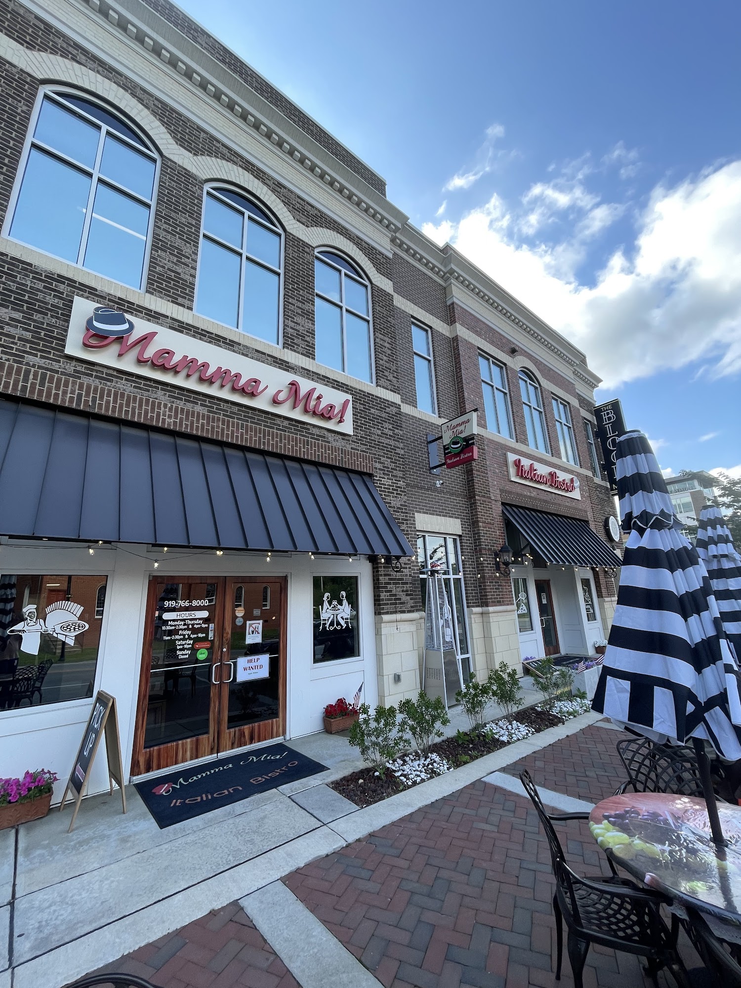 Mamma Mia Italian Bistro of Holly Springs