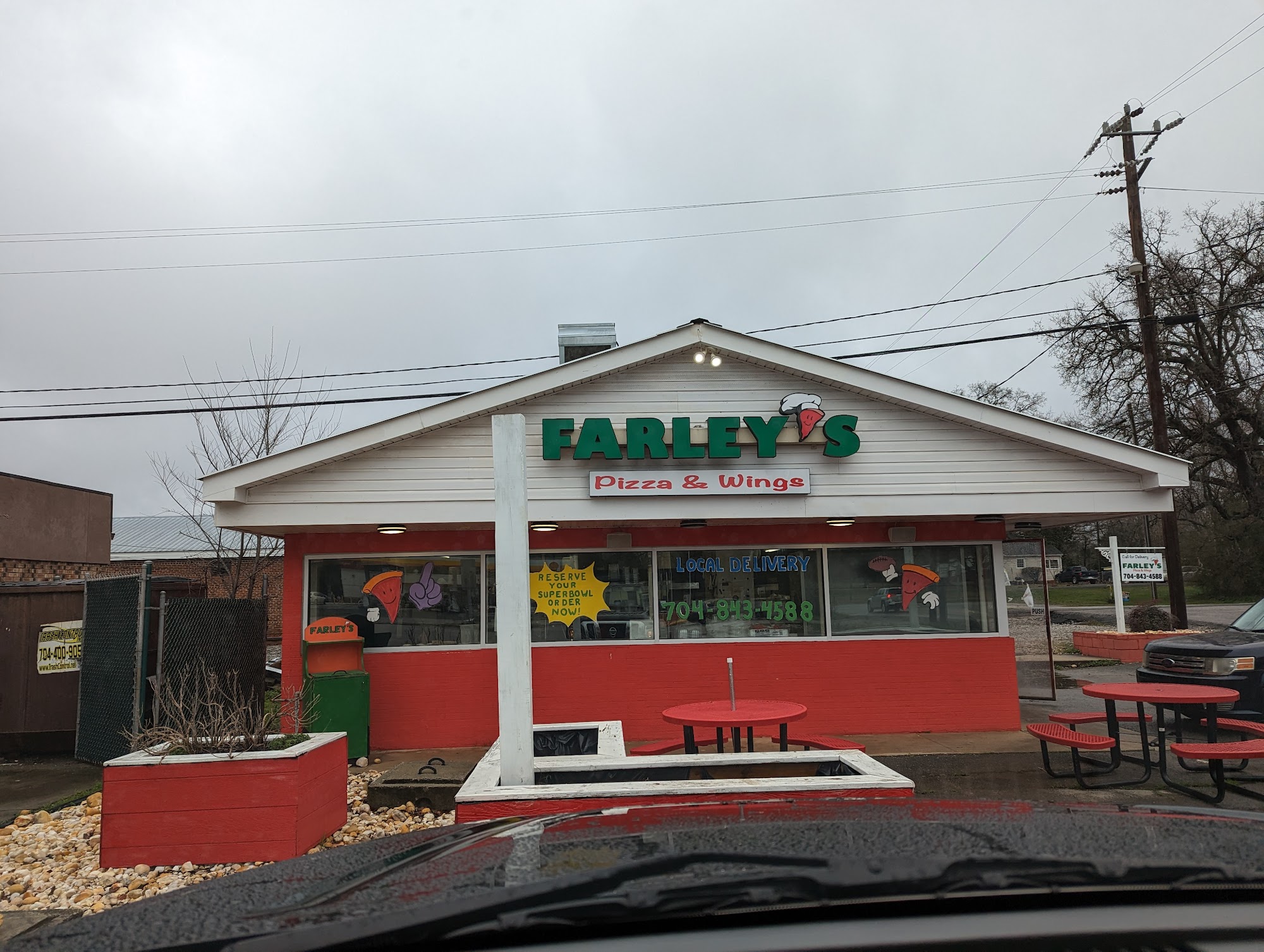 Farley's Pizzeria