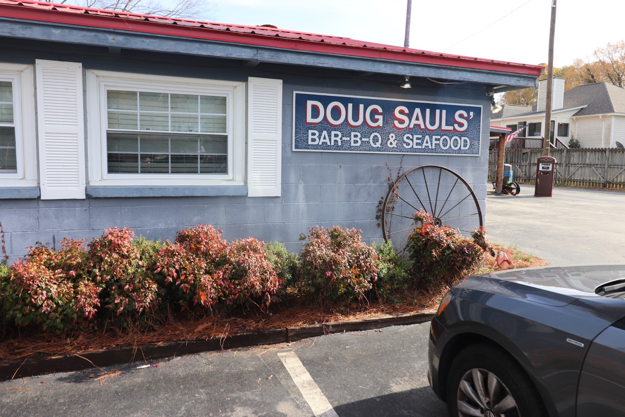 Doug Sauls BBQ and Seafood