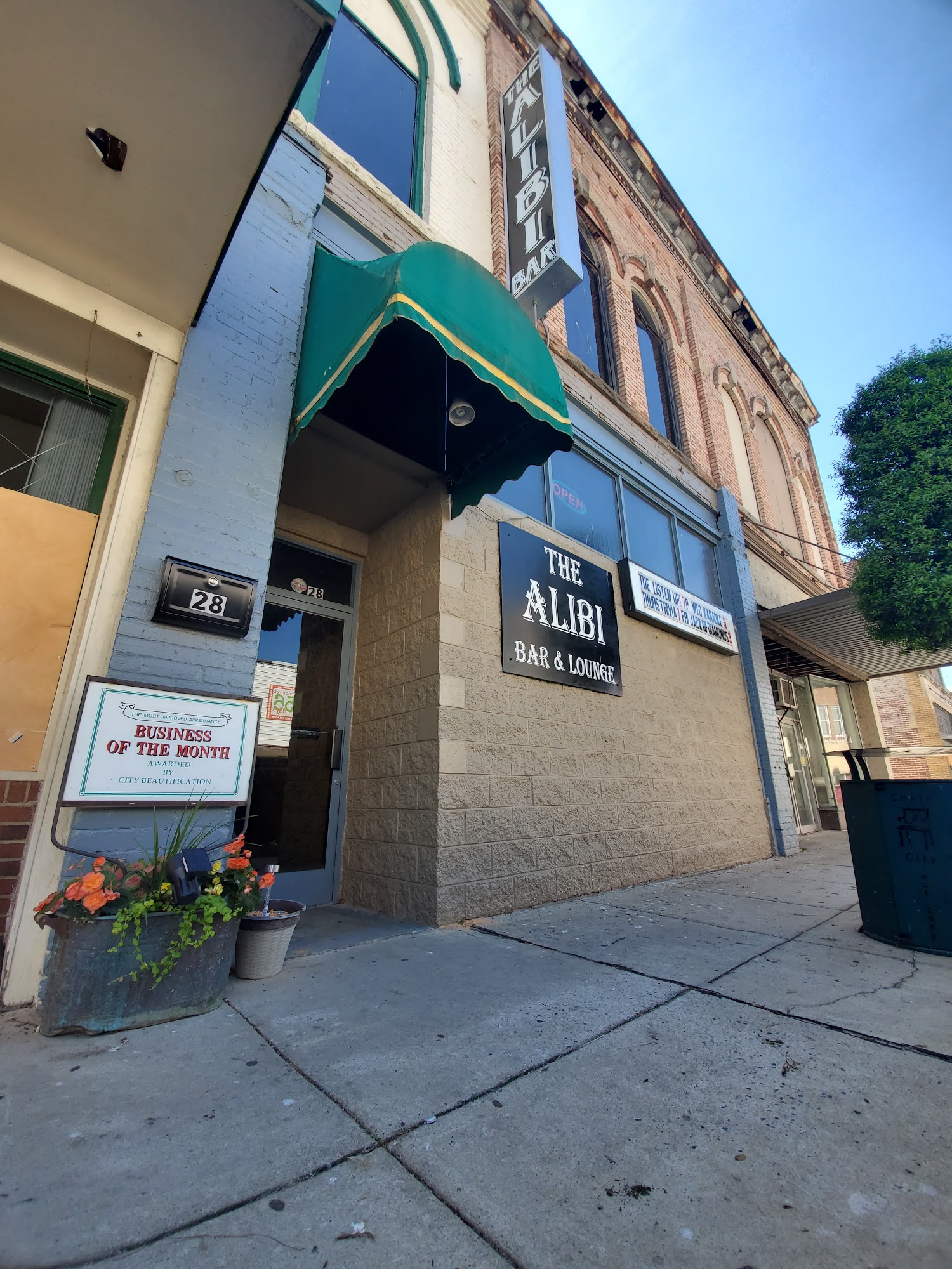 The Alibi Bar and Lounge
