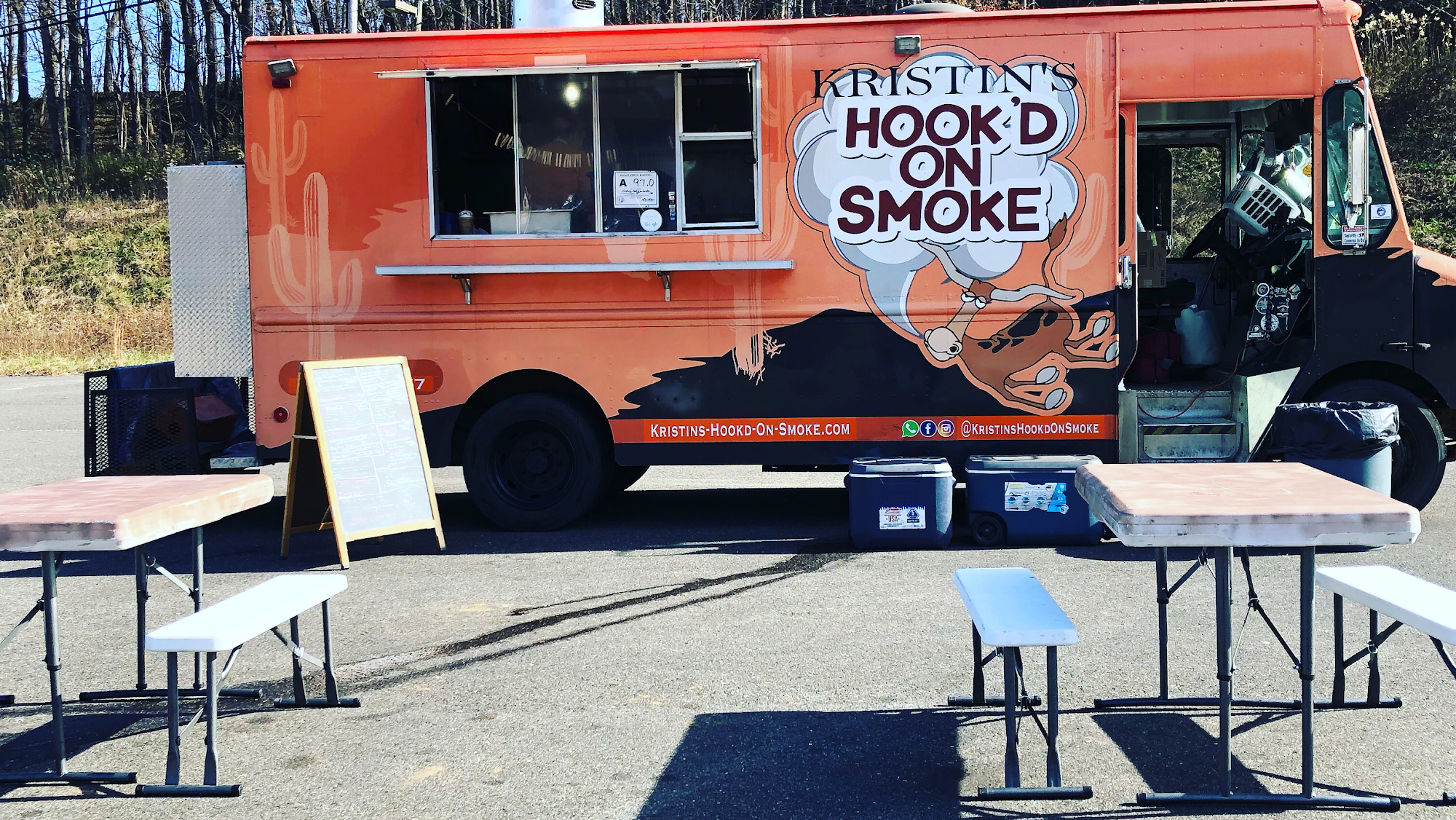 Kristin’s Hook’d On Smoke (food truck)