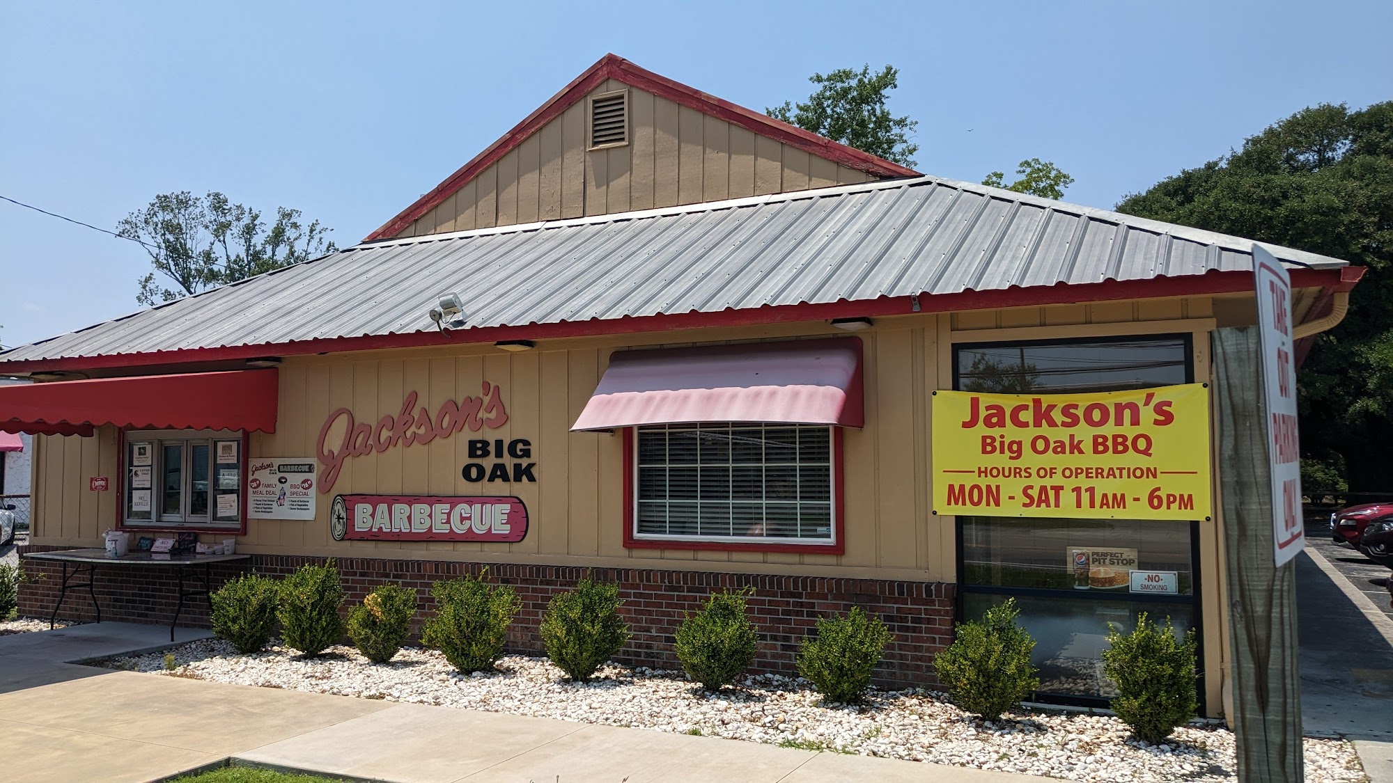 Jackson's Big Oak Barbecue