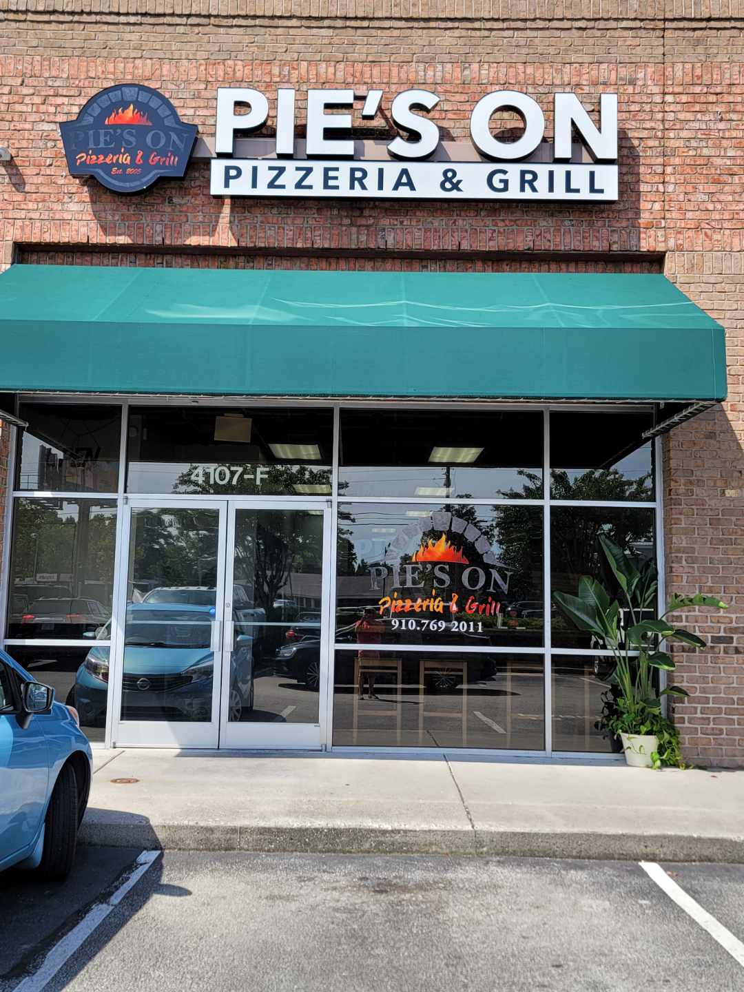 Pie’s On Pizzeria & Grill