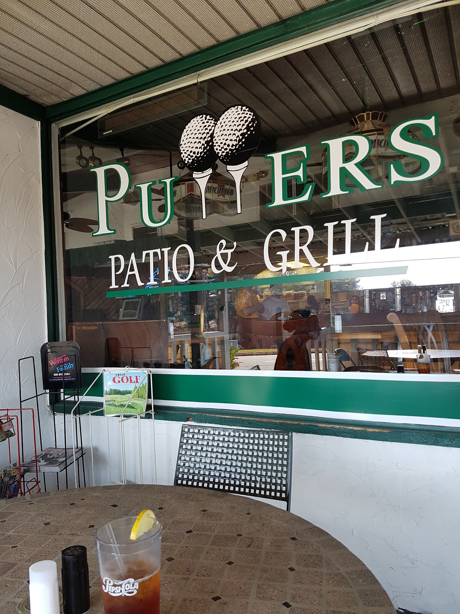 Putters Patio and Grill