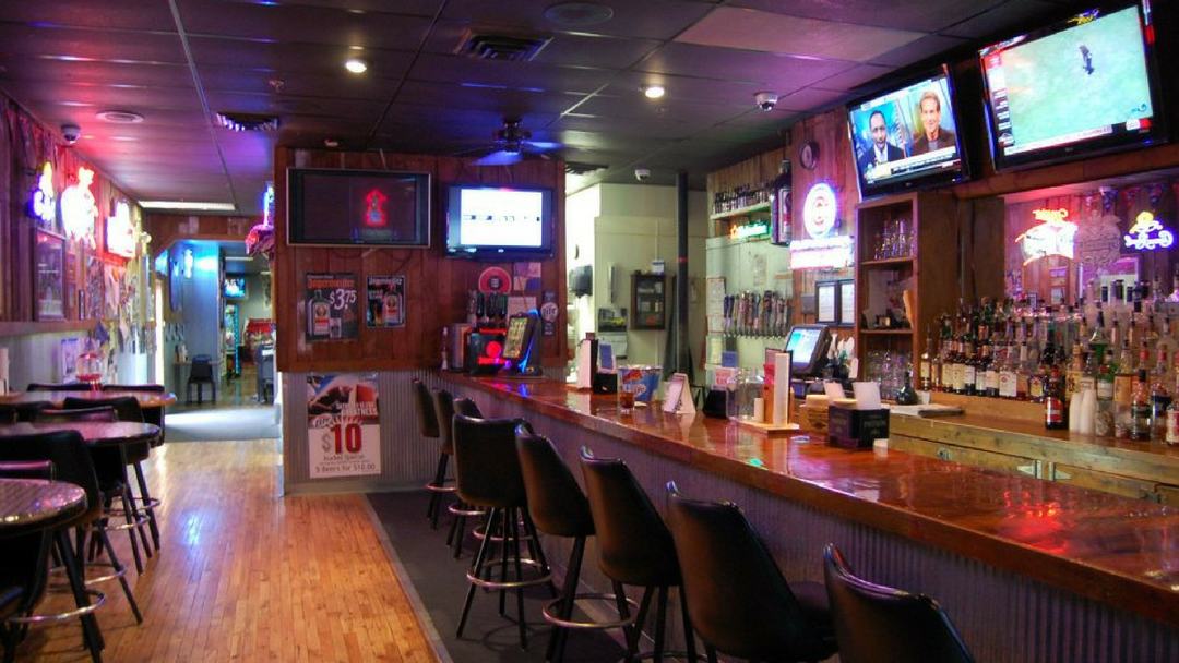 Chicken Coop Sports Bar & Grill