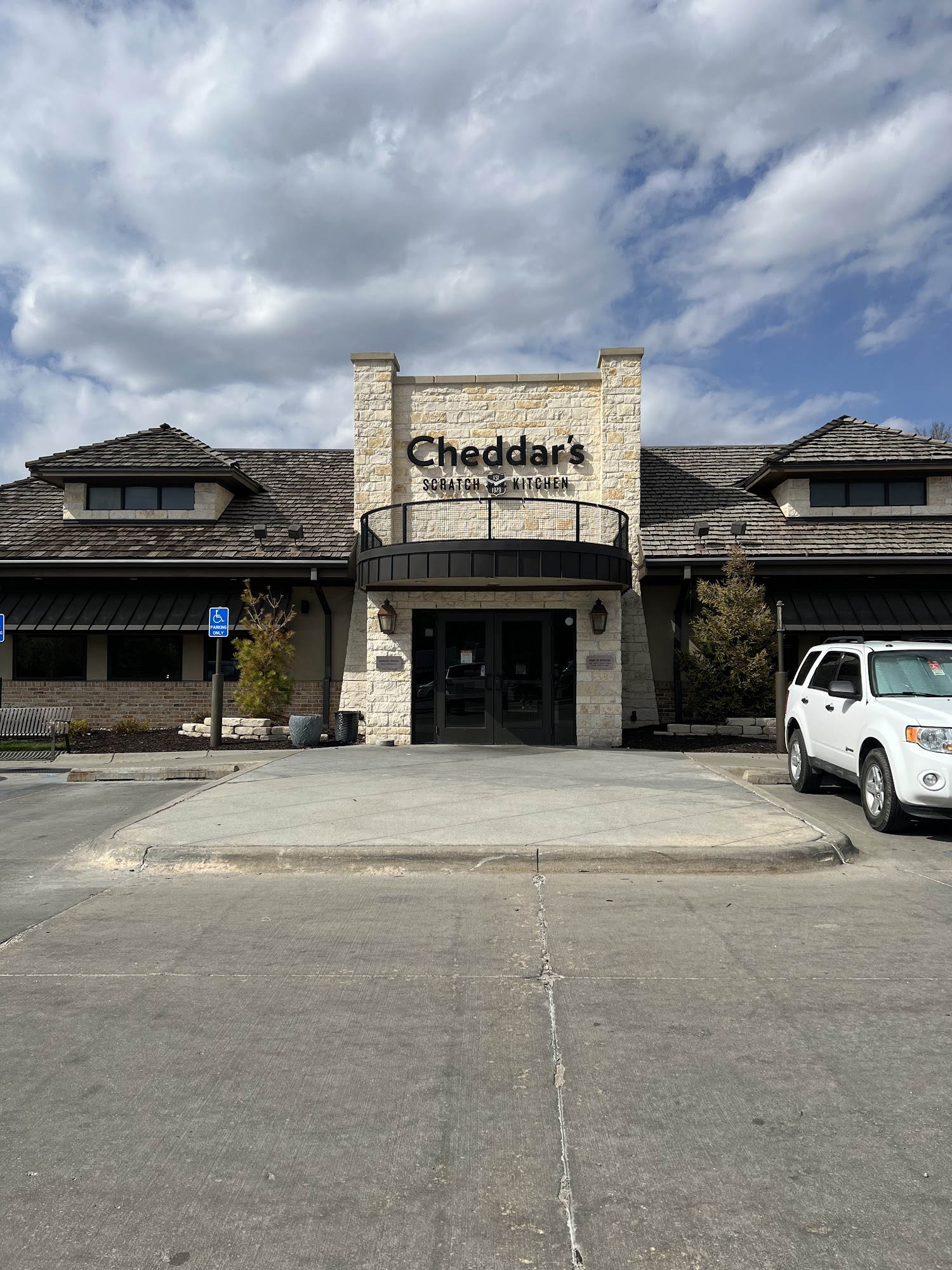 Cheddar's Scratch Kitchen