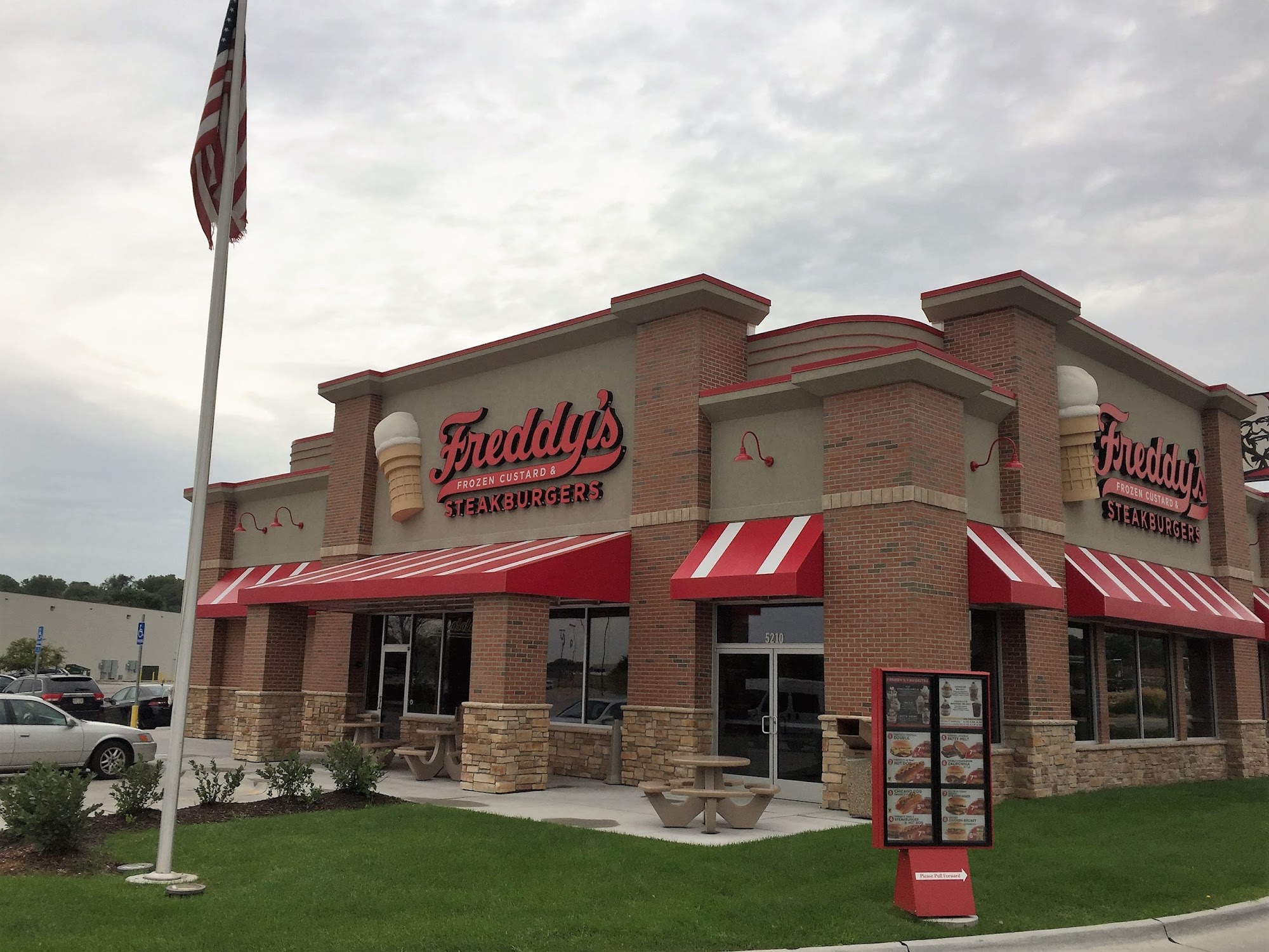 Freddy's Frozen Custard & Steakburgers