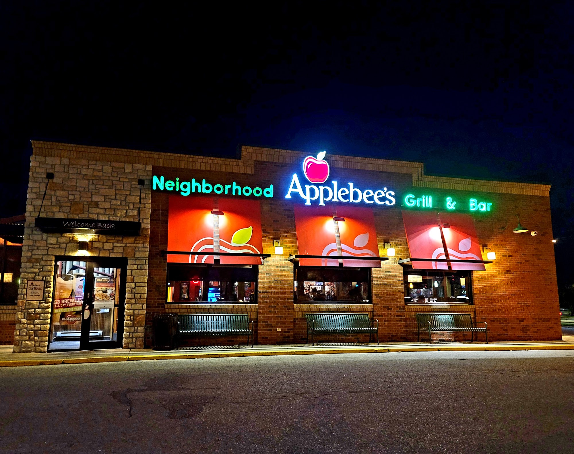 Applebee's Grill + Bar